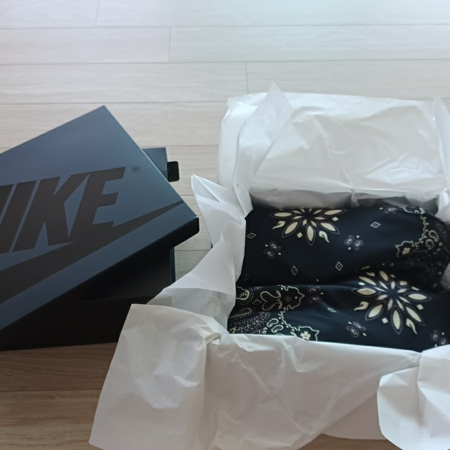 Jordan 1 x Travis Scott Retro Low OG SP Black Phantom 착용 스타일 - 4