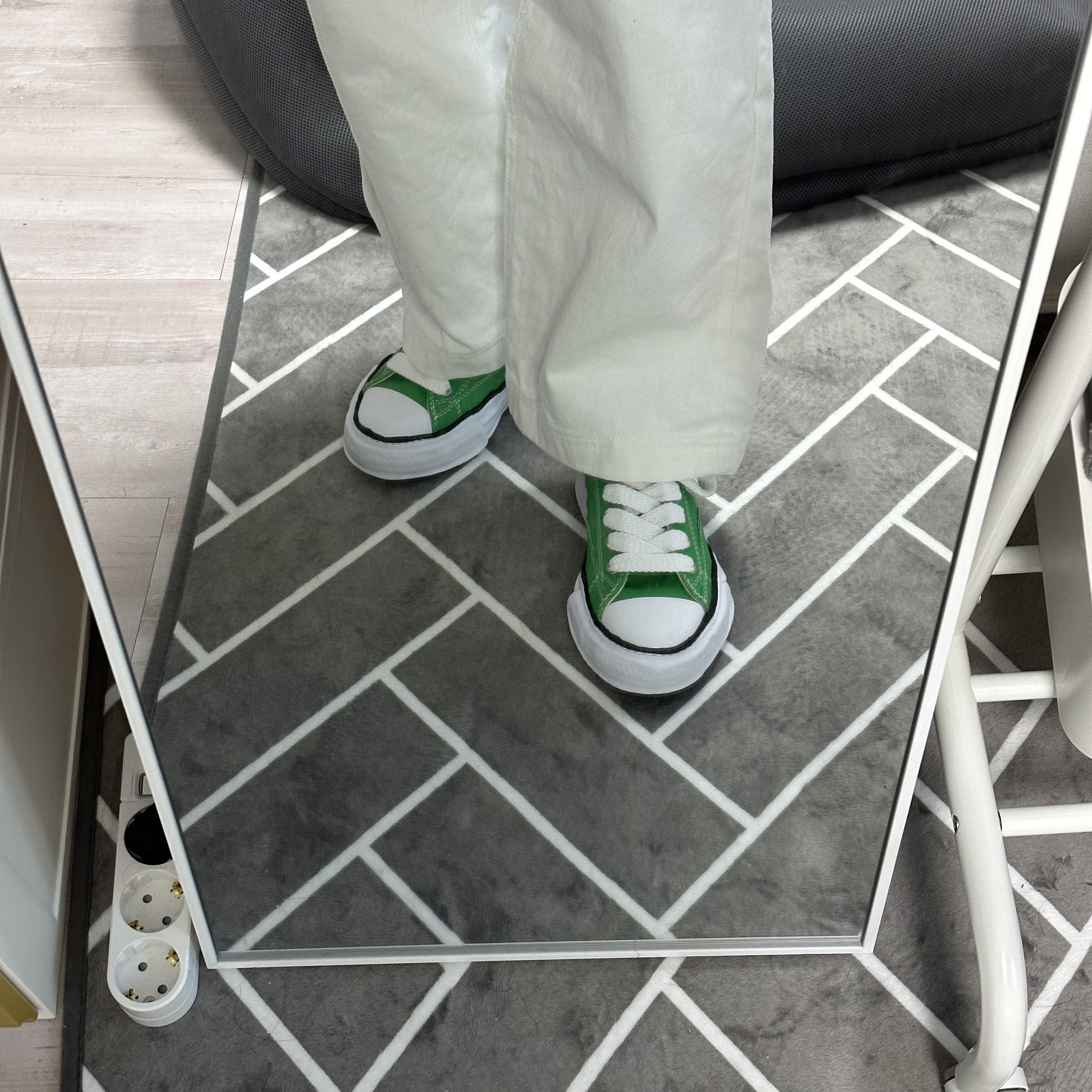 Maison Mihara Yasuhiro Peterson OG Sole Canvas Low Sneakers Green 착용 스타일
