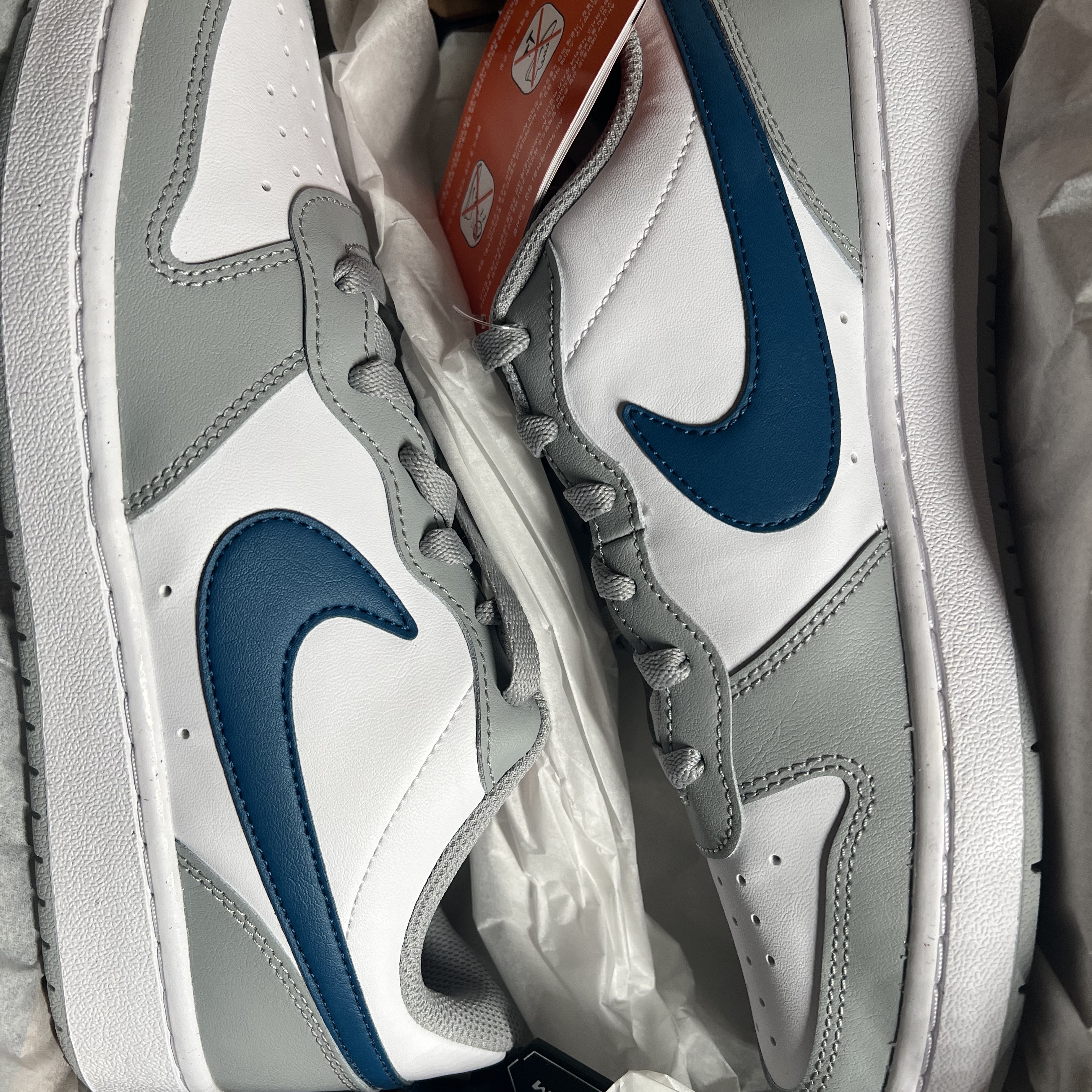 (GS) Nike Court Borough Low 2 Light Smoke Grey 착용 스타일