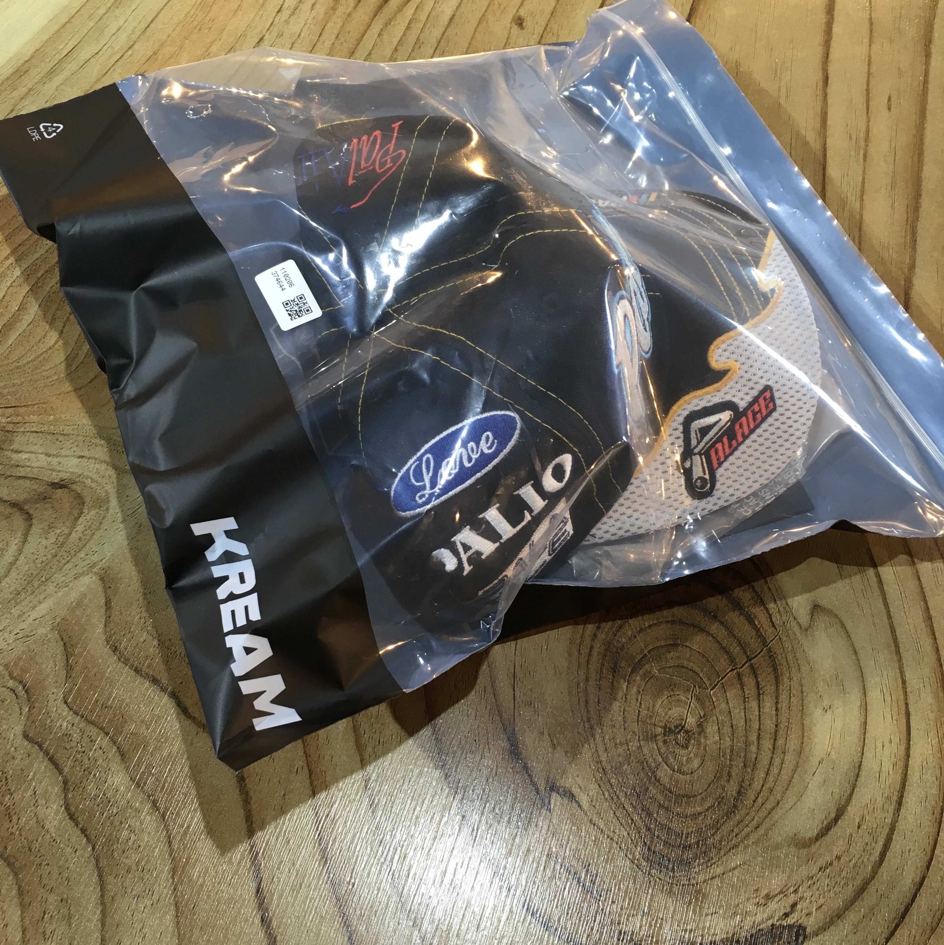 Palace Team Racing 6-Panel Blue - 23SS 착용 스타일