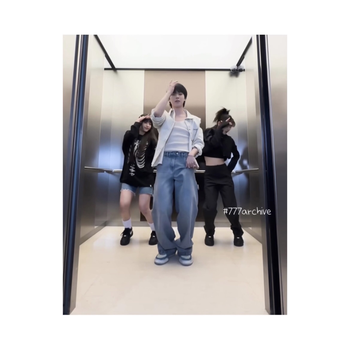 Nike x Ambush Air Force 1 Low SP Black 착용 스타일 - 2