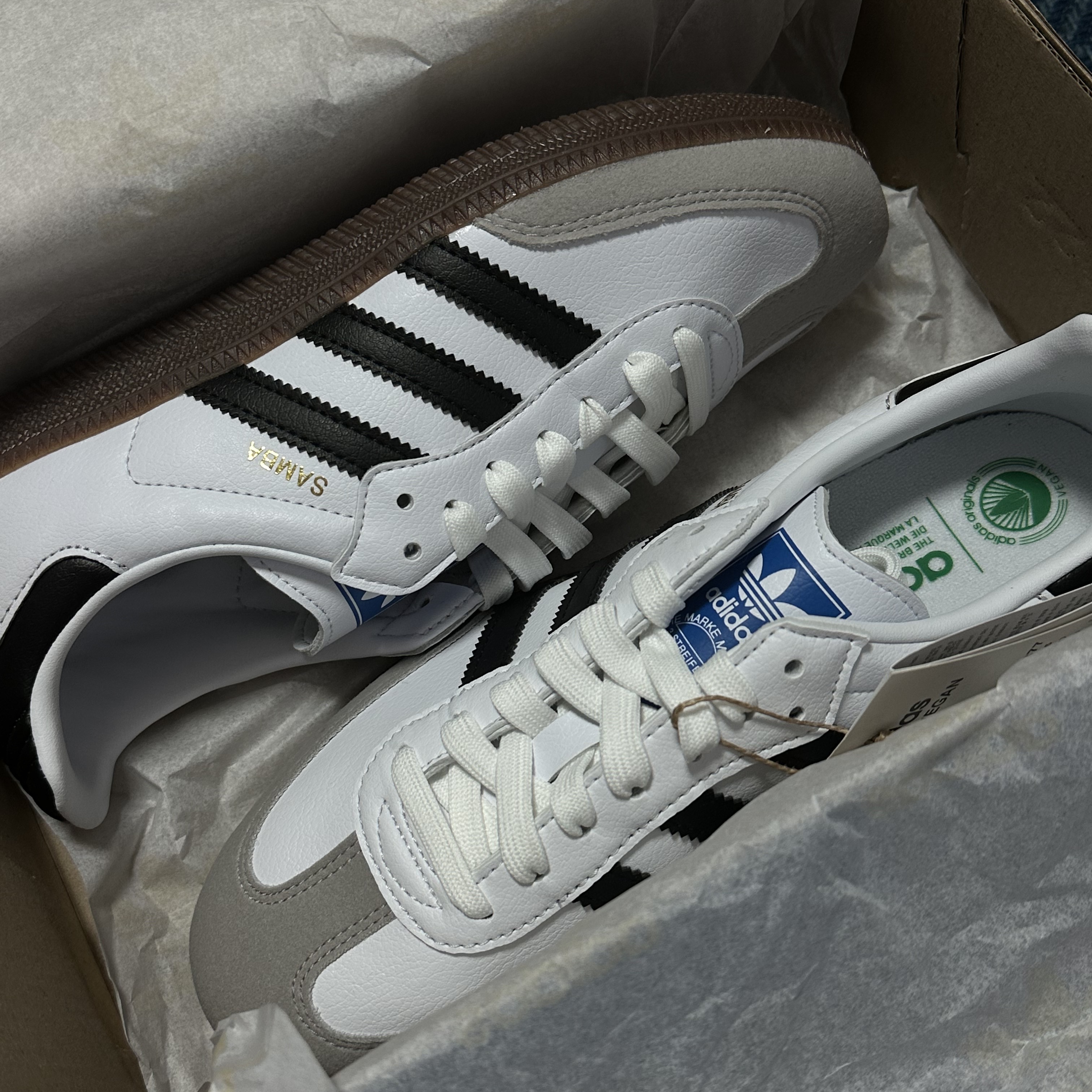 Adidas Samba Vegan White Black 착용 스타일