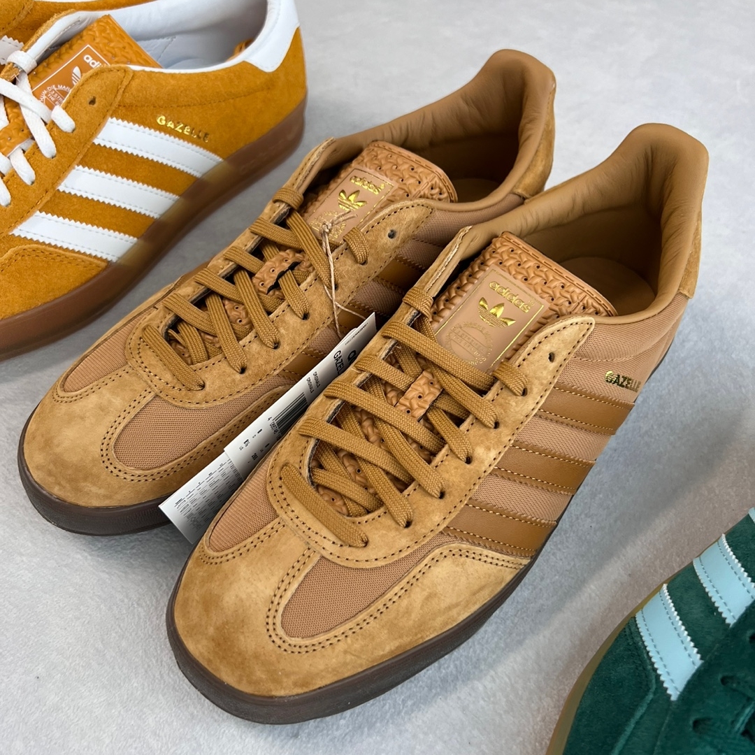 Adidas Gazelle Indoor Mesa, (W) Adidas Gazelle Indoor Orange Peel Cloud White 착용 스타일