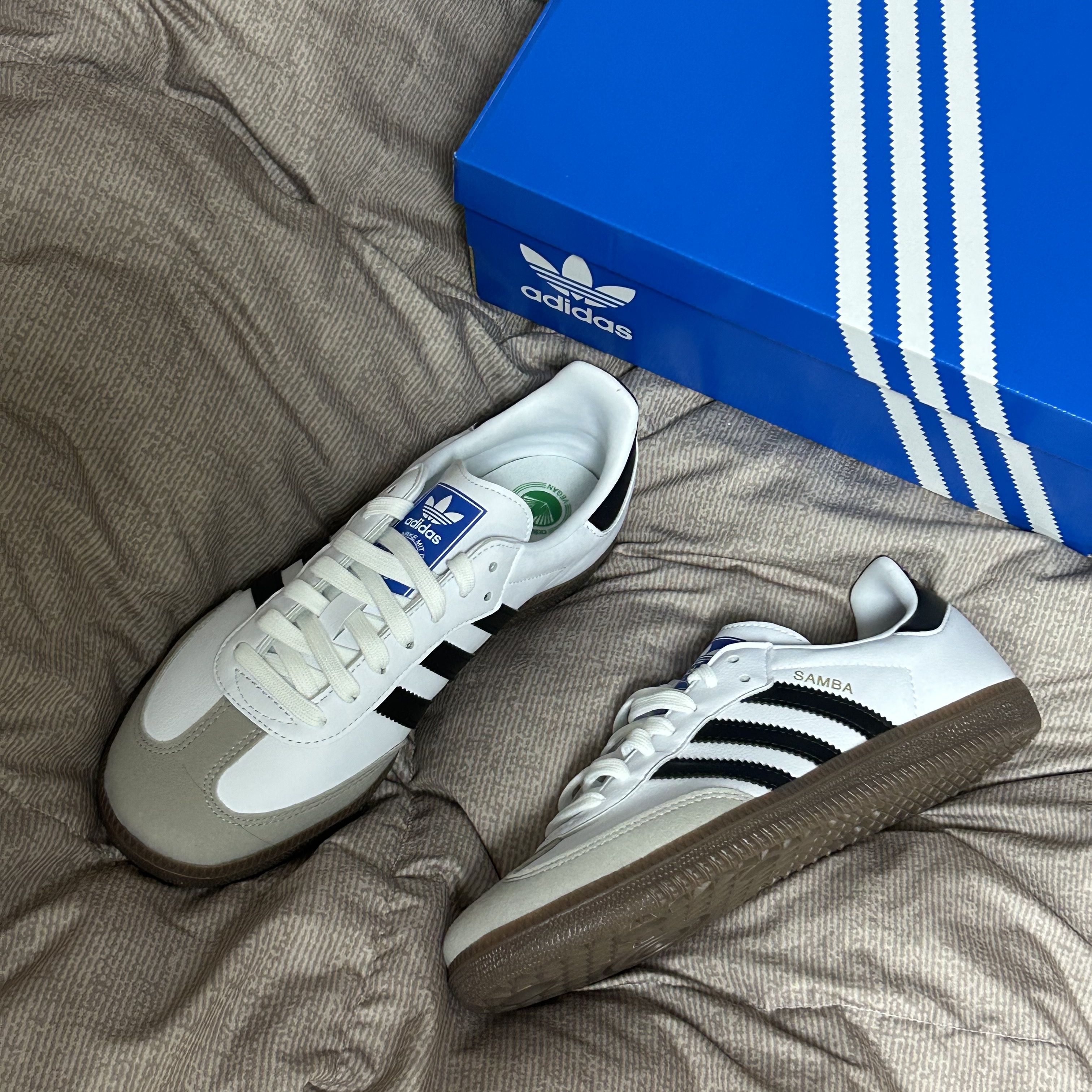 Adidas Samba Vegan White Black 착용 스타일 - 1