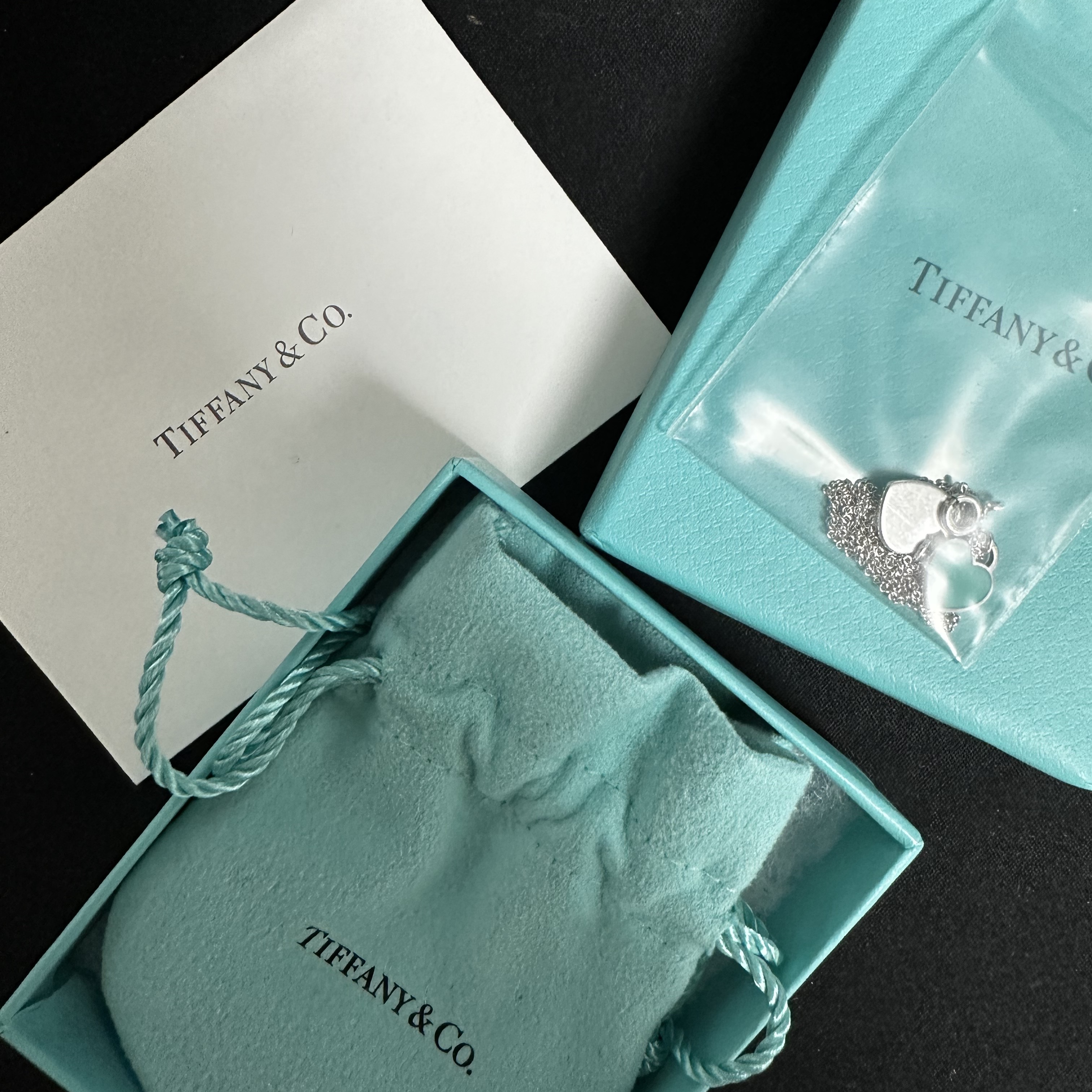 Tiffany & Co. Return To Tiffany Blue Double Heart Tag Pendant Mini Silver 착용 스타일