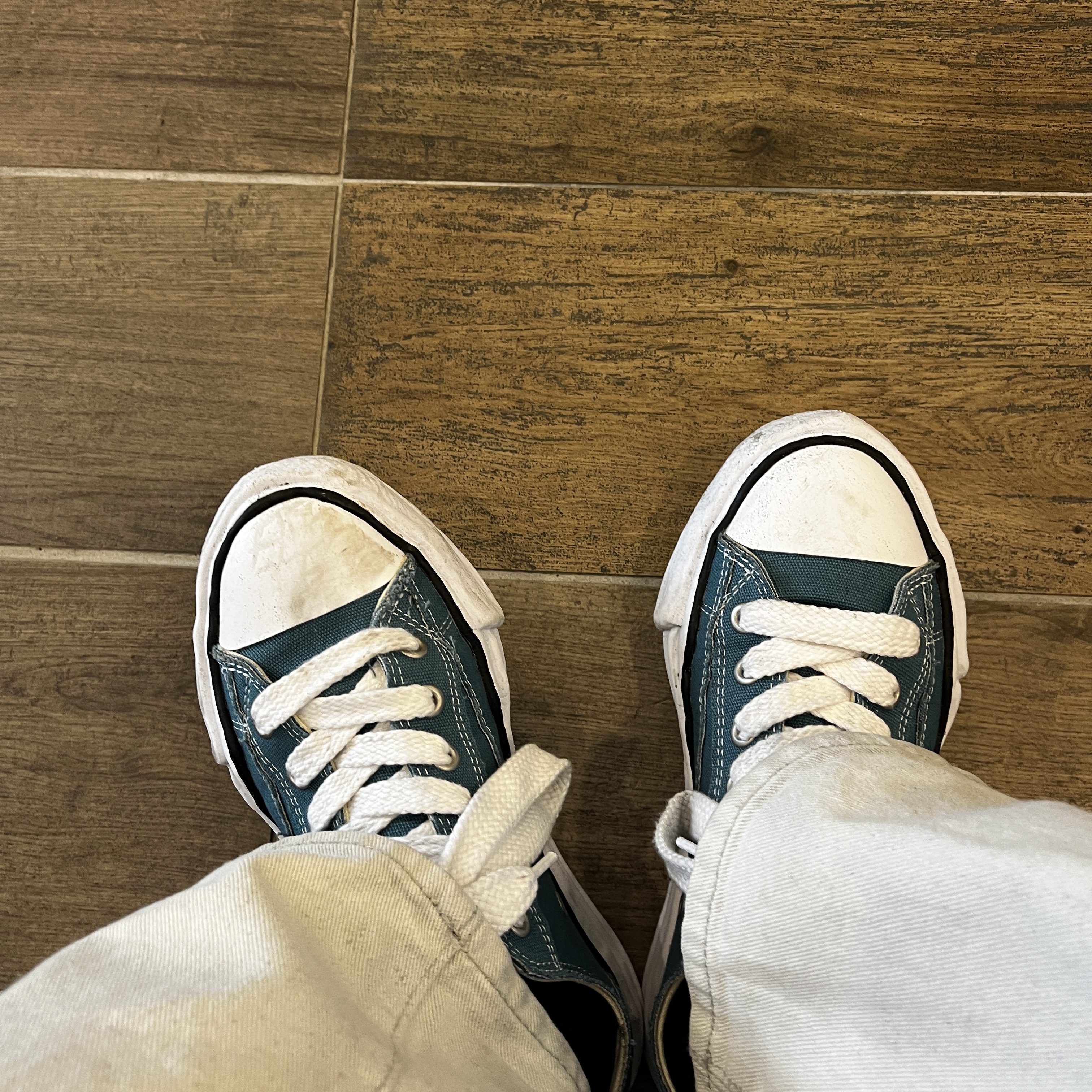 Maison Mihara Yasuhiro Peterson OG Sole Canvas Low Sneakers Blue 착용 스타일 - 2