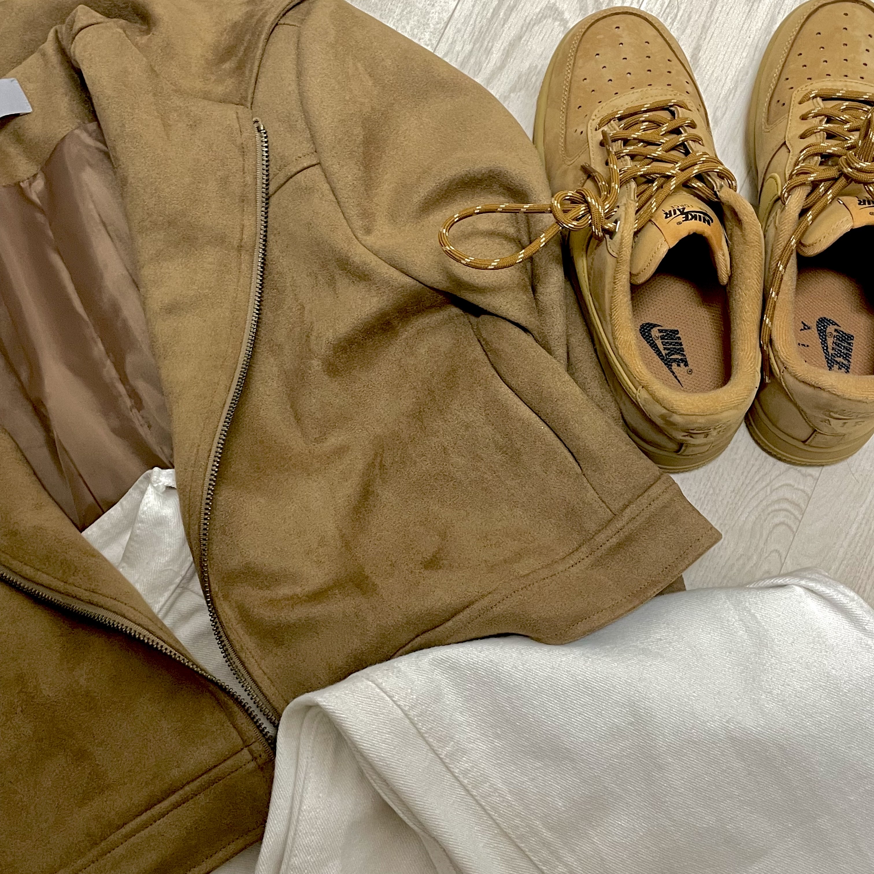 Nike Air Force 1 '07 WB Flax 착용 스타일 - 3