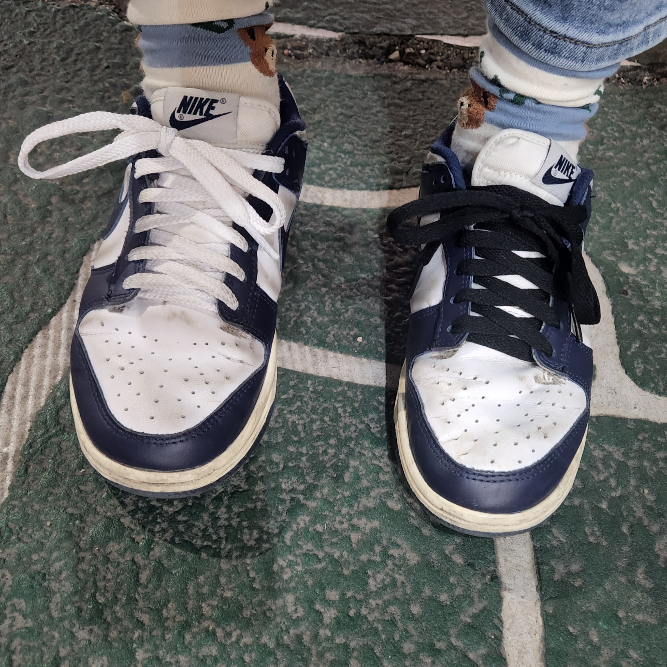 (W) Nike Dunk Low Vintage Midnight Navy 착용 스타일 - 2