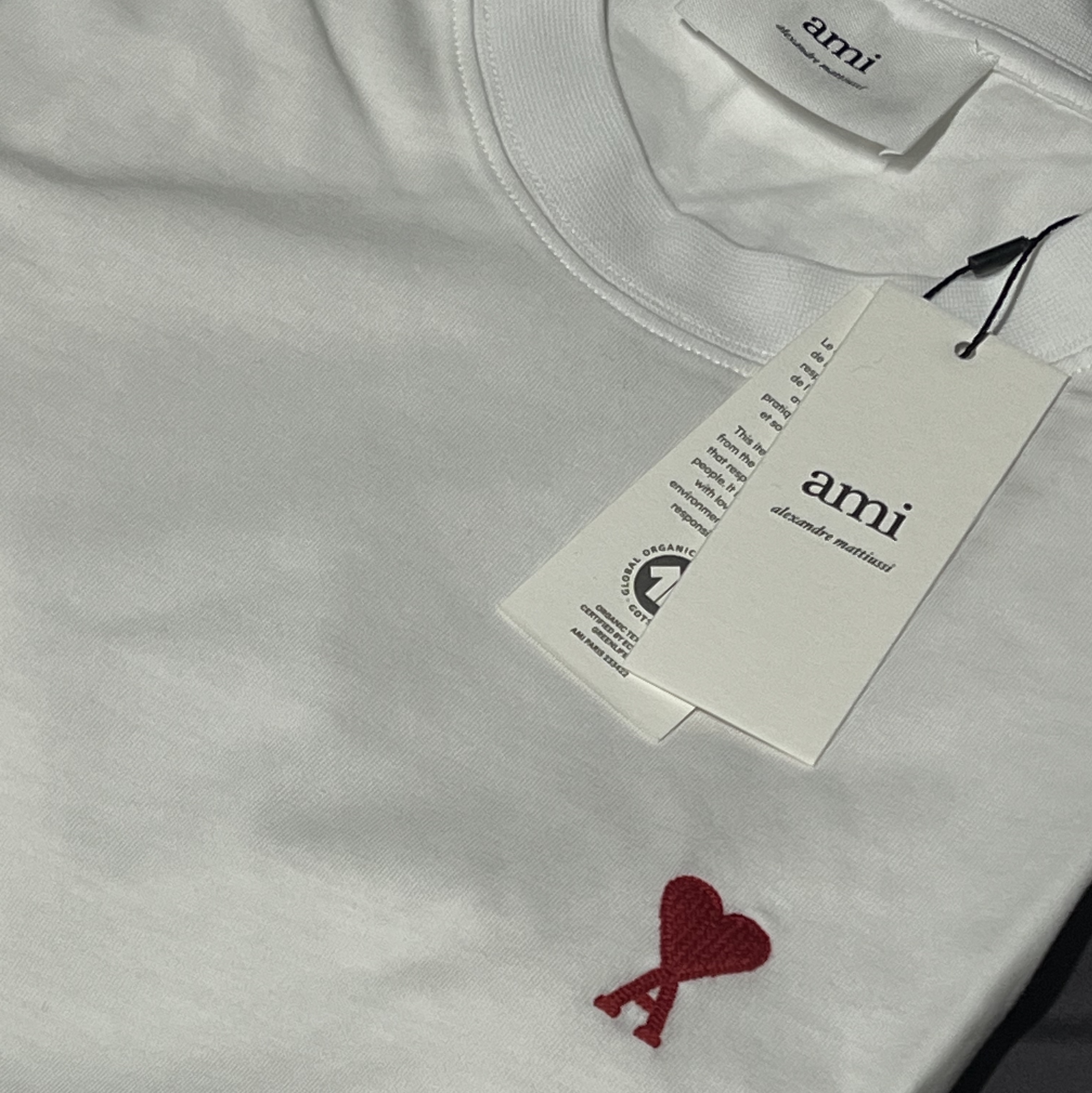 AMI de Coeur T-Shirt White 착용 스타일 - 2