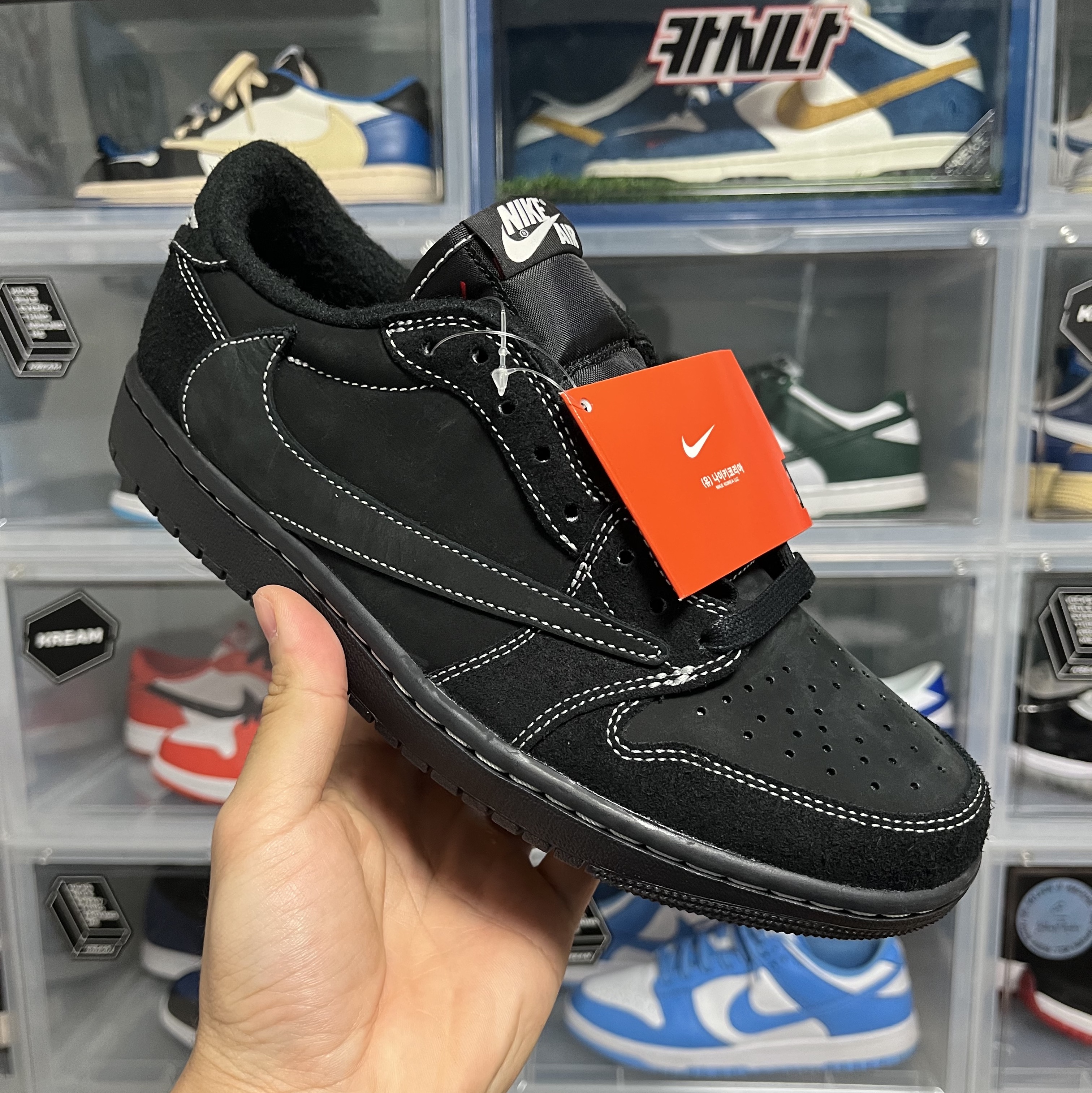 Jordan 1 x Travis Scott Retro Low OG SP Black Phantom, (PS) Jordan 1 x Travis Scott Retro Low OG SP Black Phantom 착용 스타일 - 2