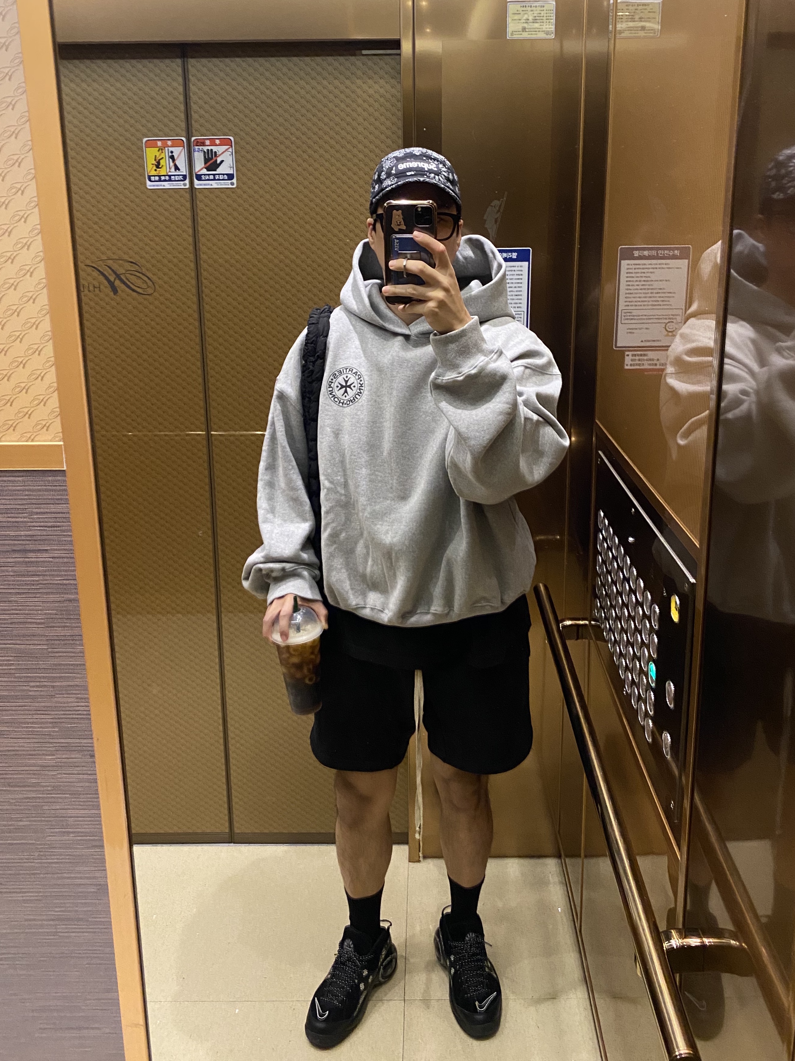 Supreme Bandana Camp Cap Black - 21SS, Nike x Supreme Air Zoom Flight 95 SP Black 착용 스타일