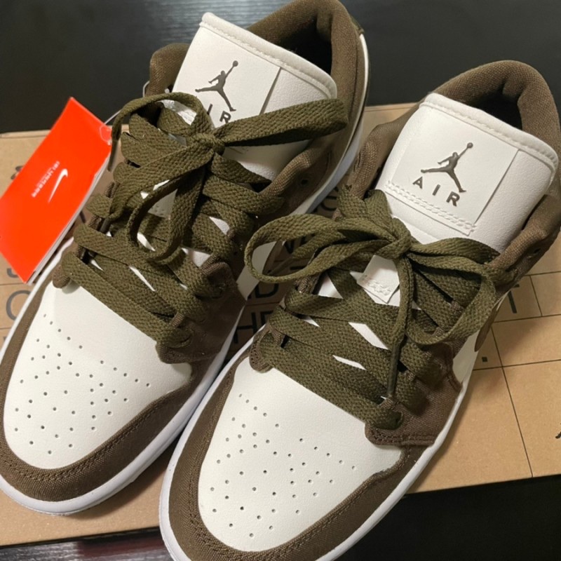 (W) Jordan 1 Low SE Light Olive 착용 스타일