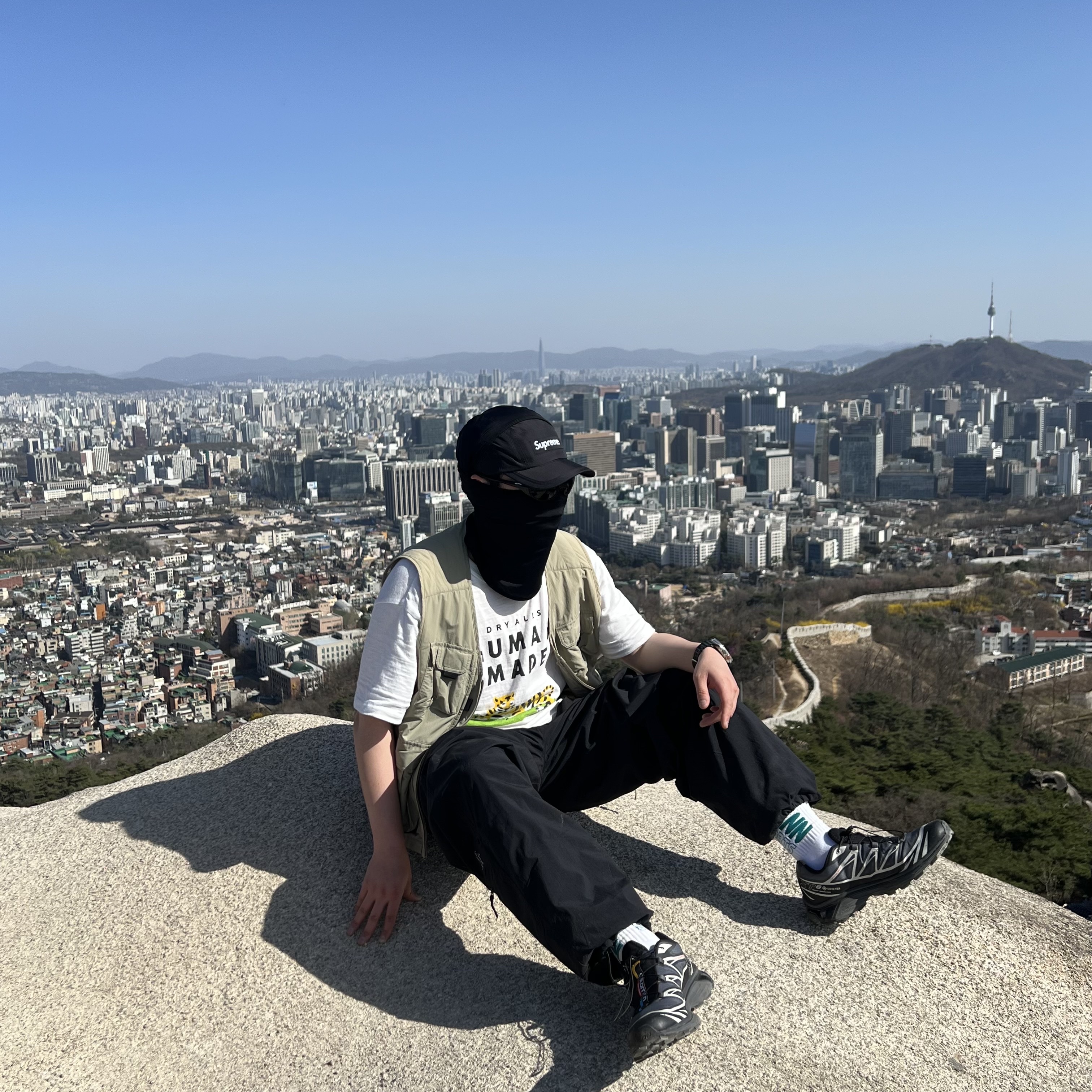 Salomon XT-6 Gore-Tex Black Ebony, Human Made #2310 T-Shirt White 착용 스타일