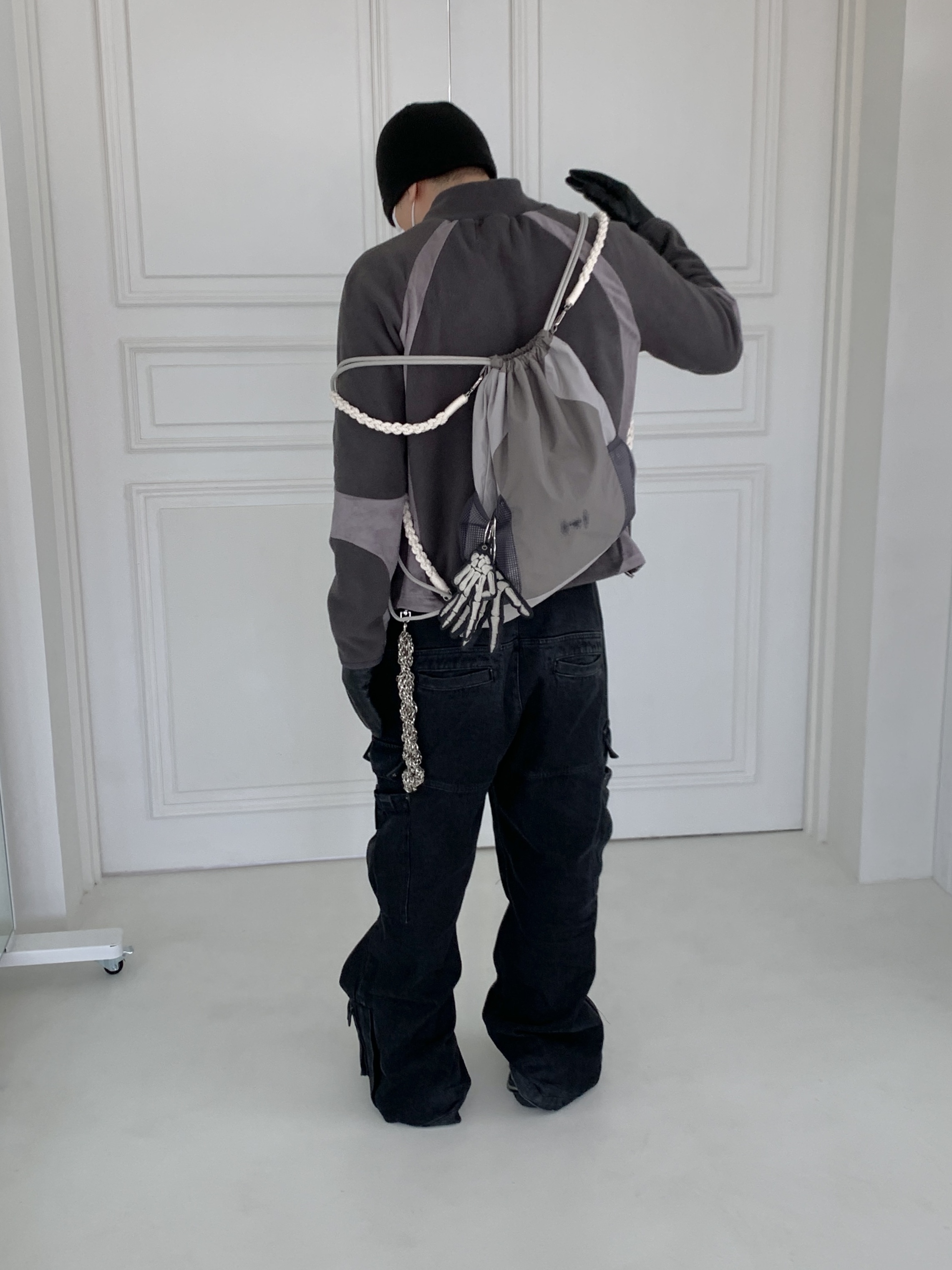 Stussy Basic Skullcap Beanie Black, Balenciaga Tyrex Sneakers Black Grey 착용 스타일 - 2