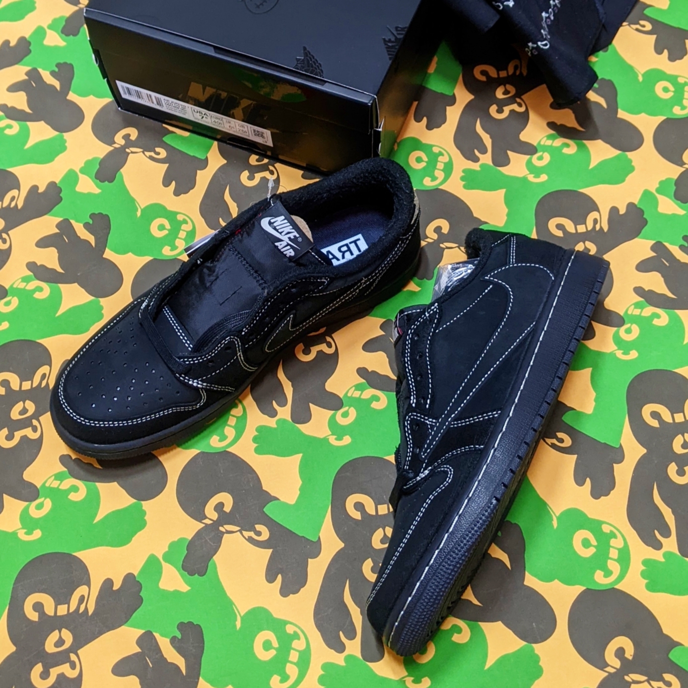 Jordan 1 x Travis Scott Retro Low OG SP Black Phantom 착용 스타일