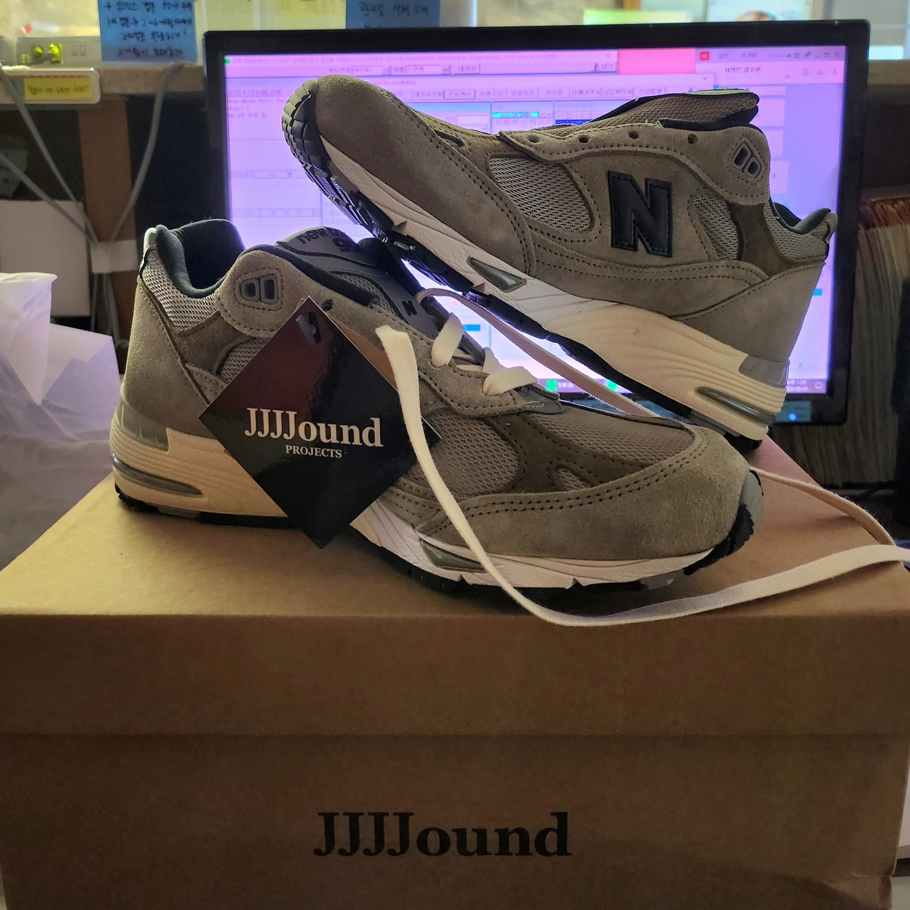 (W) New Balance x JJJJound 991 Made in UK Grey 착용 스타일