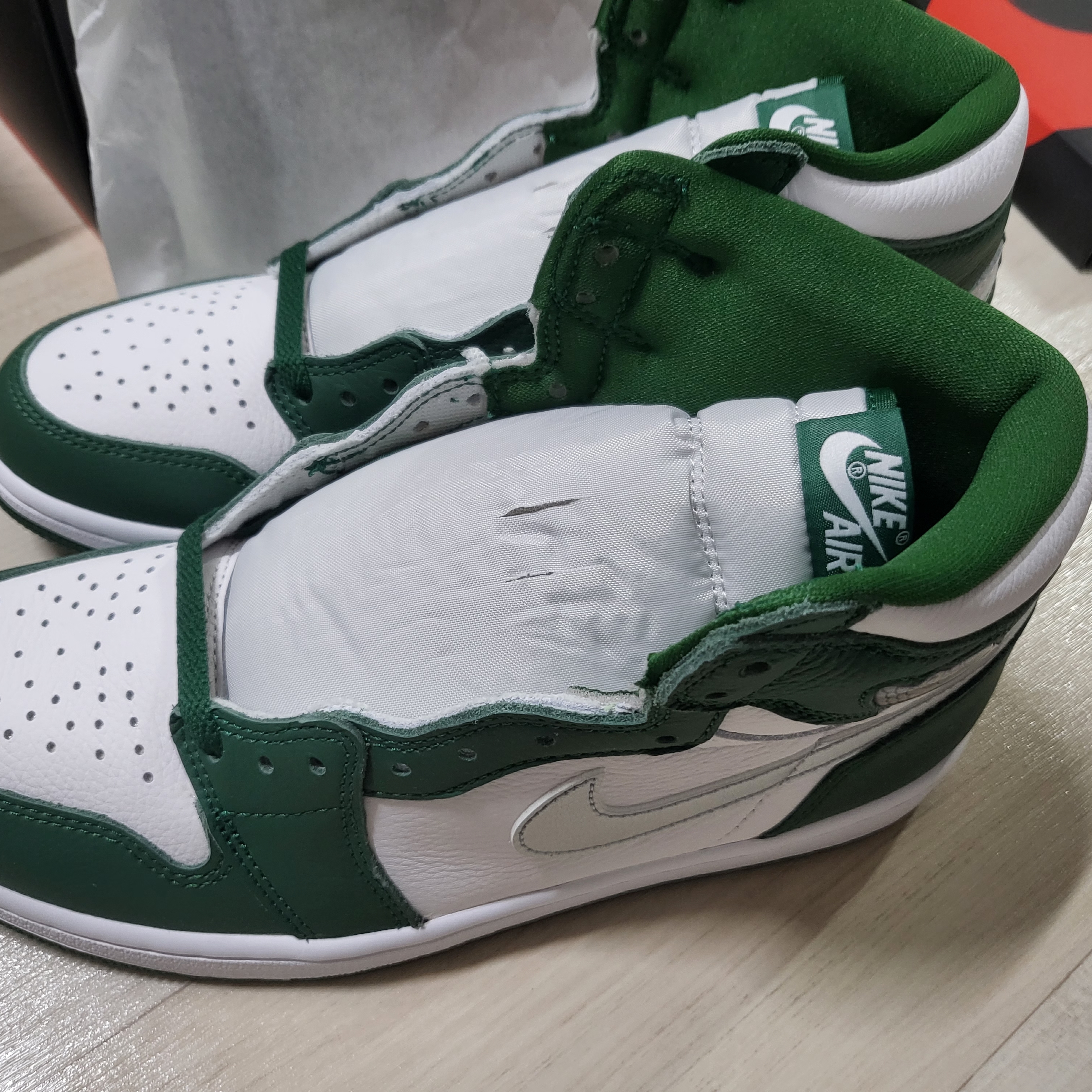 Jordan 1 Retro High OG Gorge Green 착용 스타일