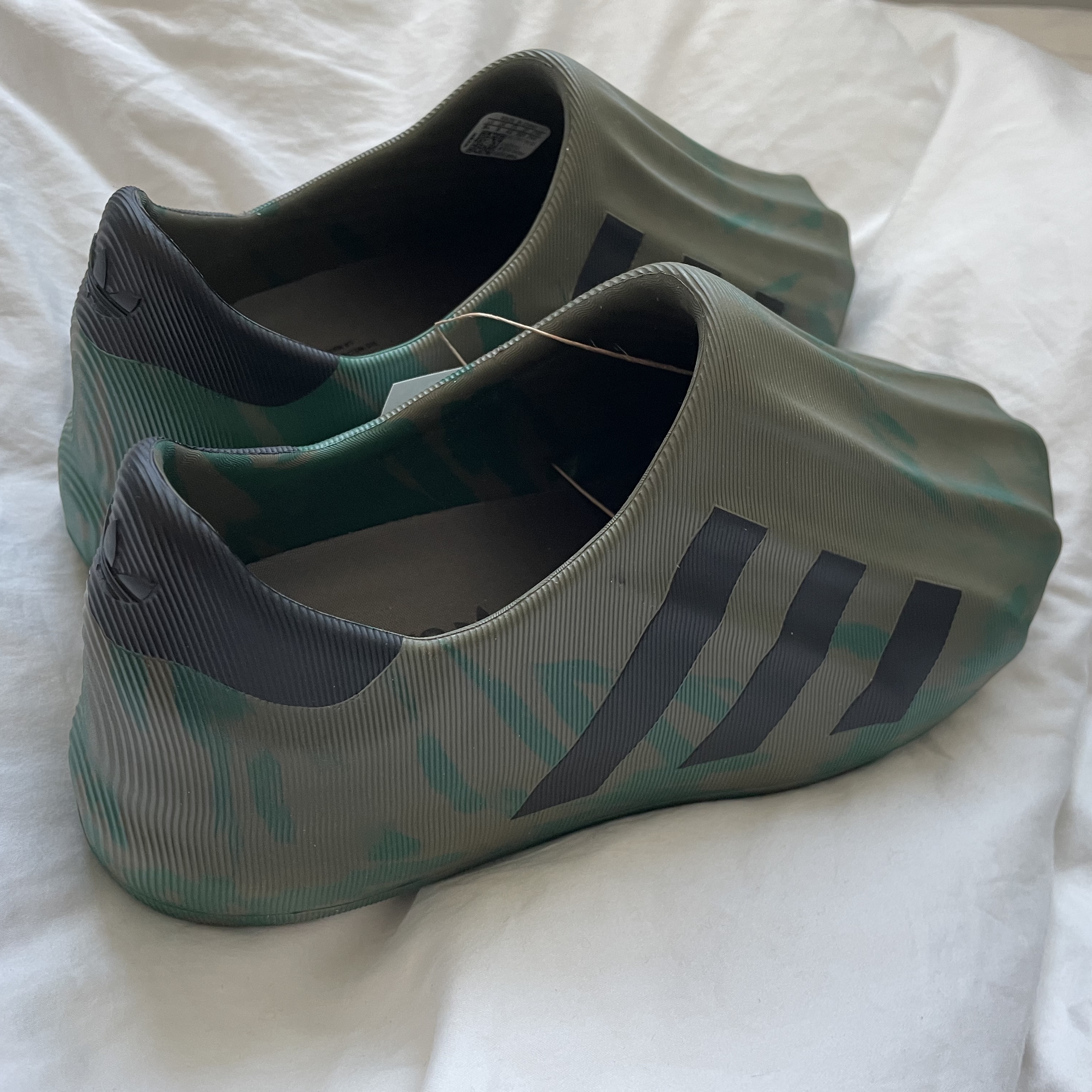 Adidas Adifom Superstar Olive Strata 착용 스타일 - 1