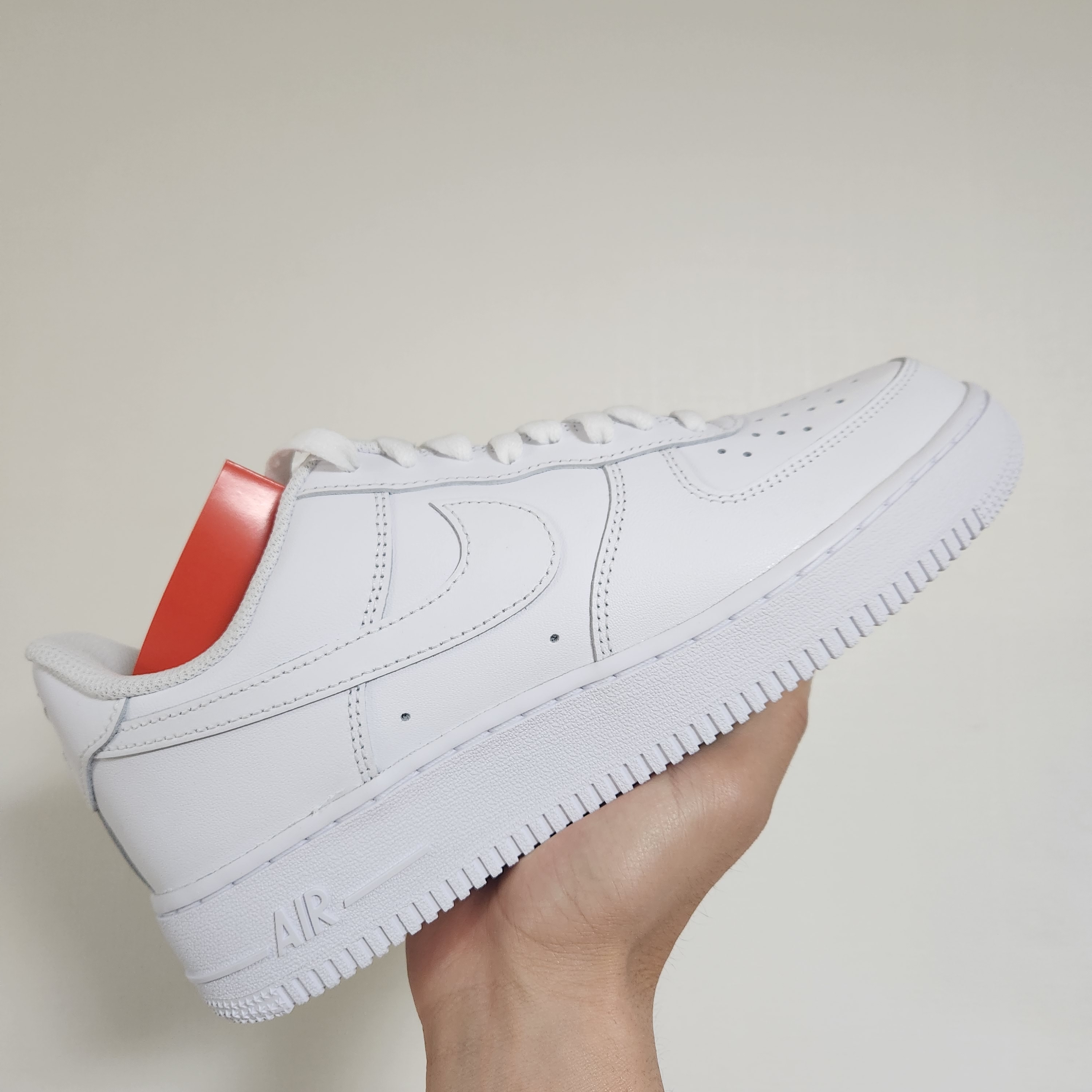 Nike Air Force 1 '07 Low White 착용 스타일