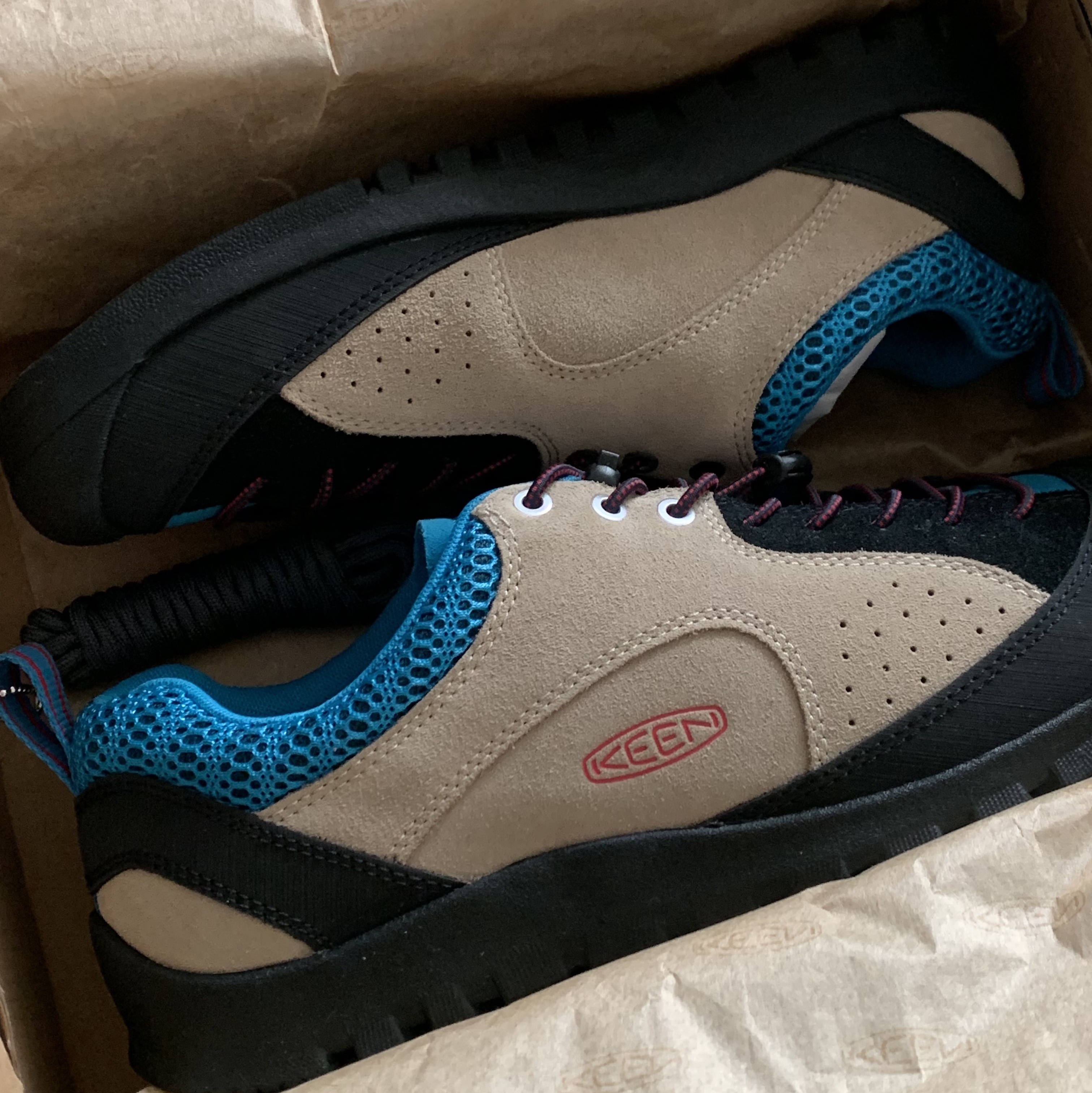 Keen Jasper Rocks SP Sneakers Beige 착용 스타일