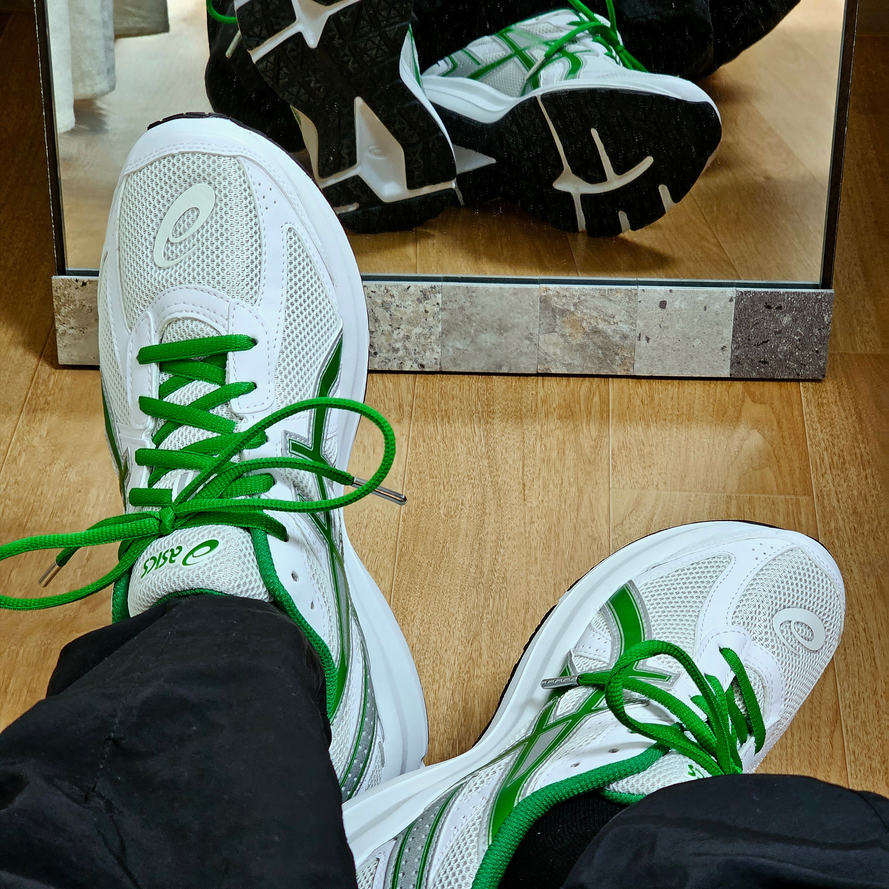 Asics Jog 100 S White Green - 2E Wide 착용 스타일 - 1