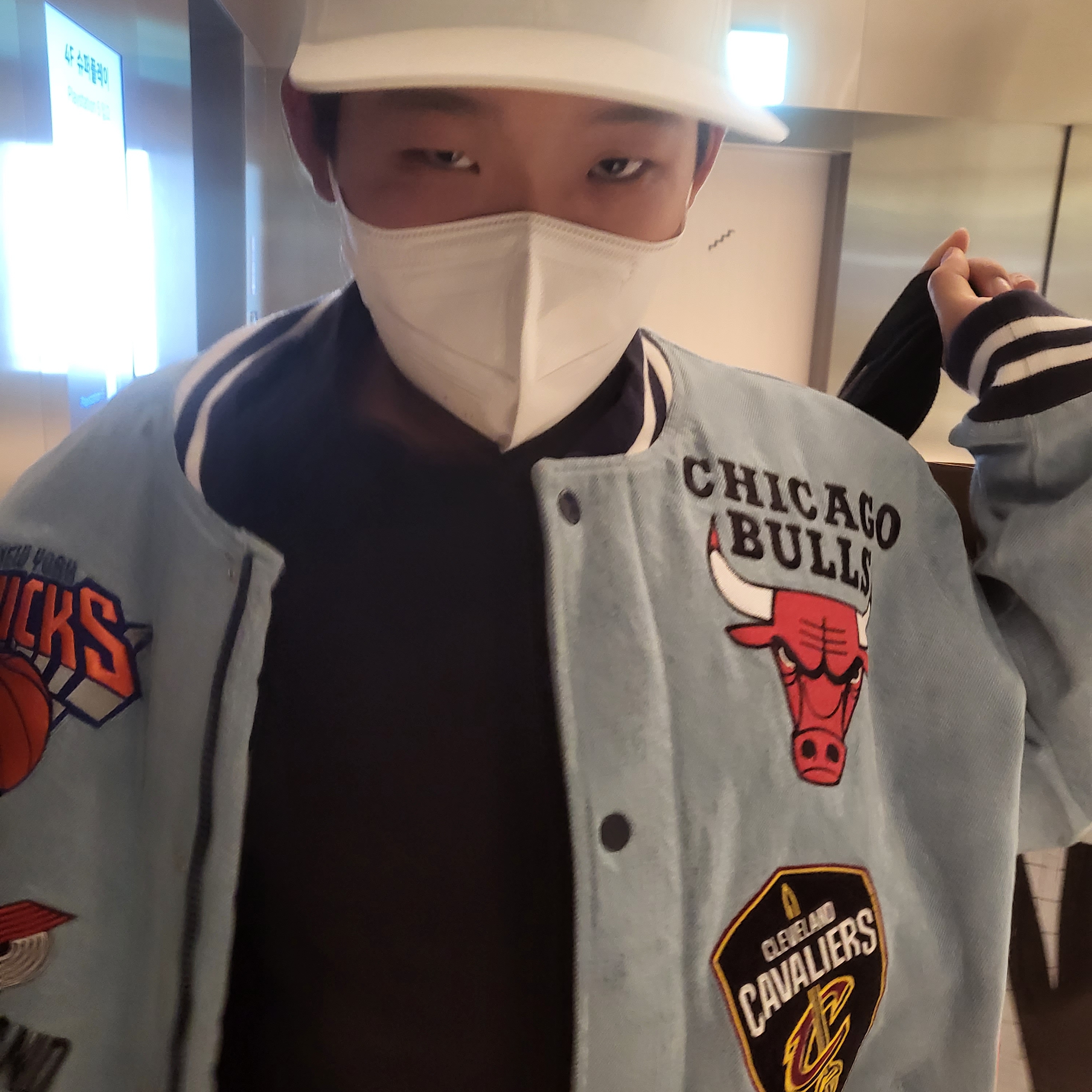 Supreme x Nike NBA Teams Warm-Up Jacket Denim - 18SS, Nike KD 15 EP Wolf Grey Light Crimson 착용 스타일 - 1