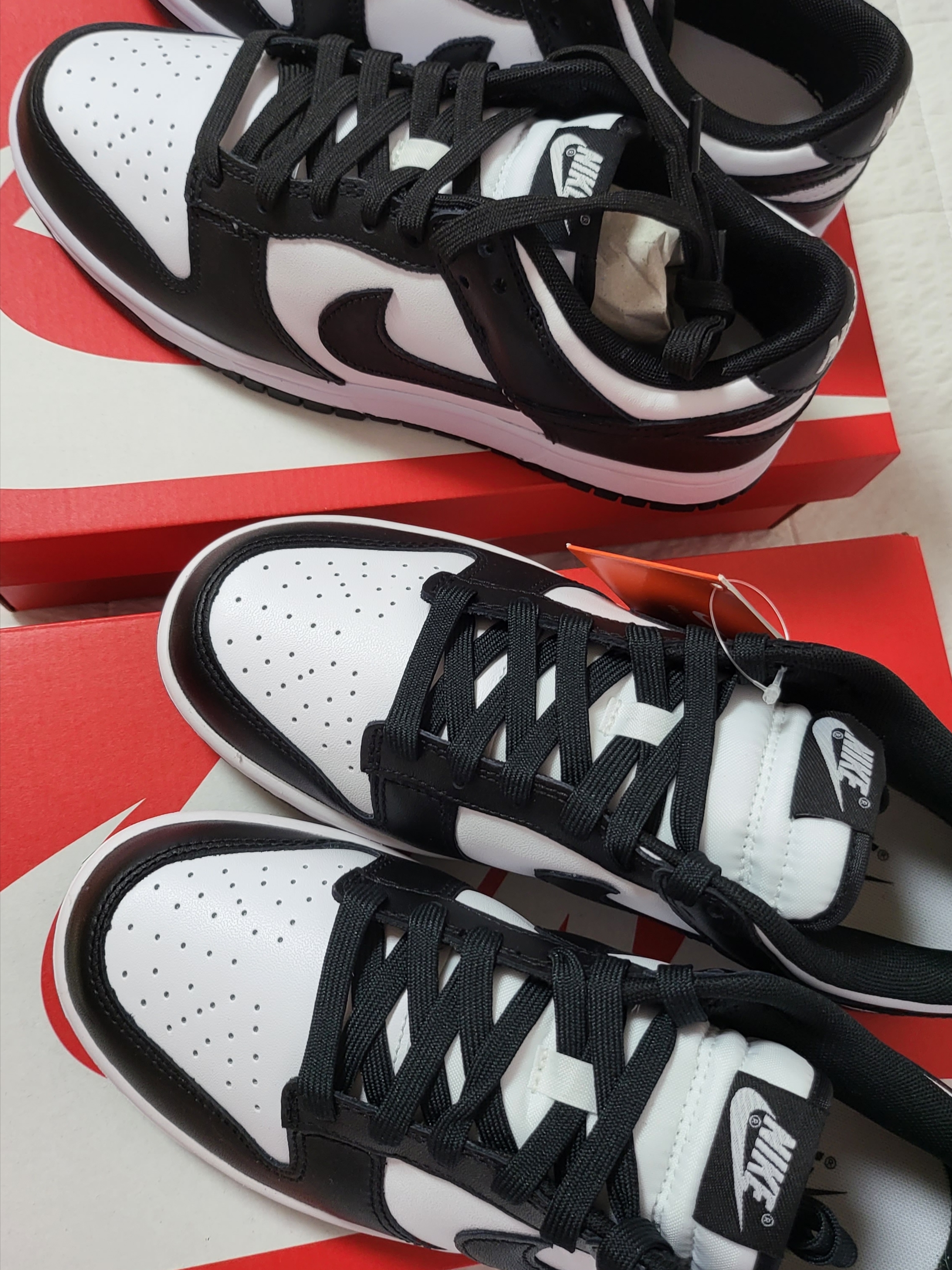 Nike Dunk Low Retro Black 착용 스타일