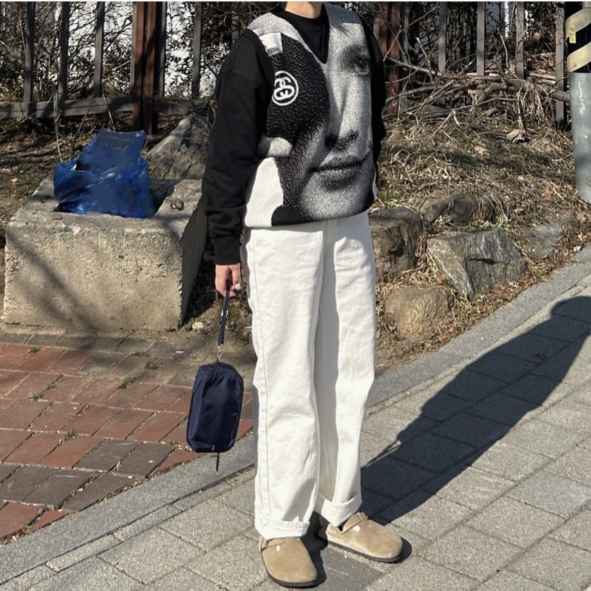 Stussy Photo Jacquard Vest Black, Birkenstock Boston Soft Footbed Taupe - Regular 착용 스타일 - 1