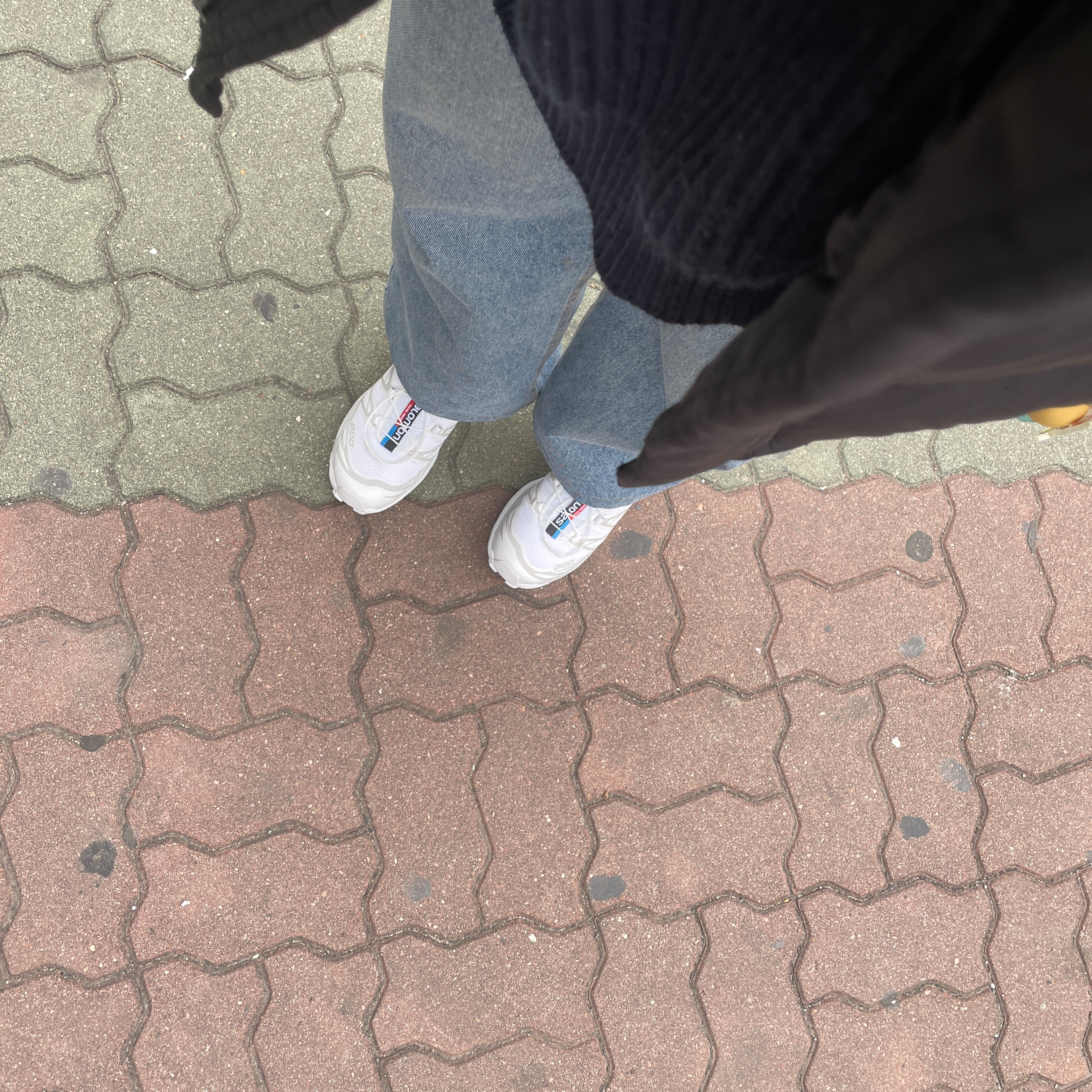 Salomon XT-6 ADV White 착용 스타일
