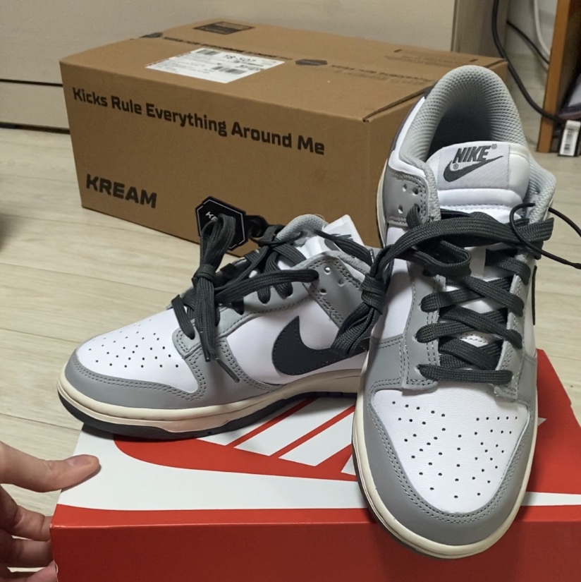 (W) Nike Dunk Low Light Smoke Grey 착용 스타일