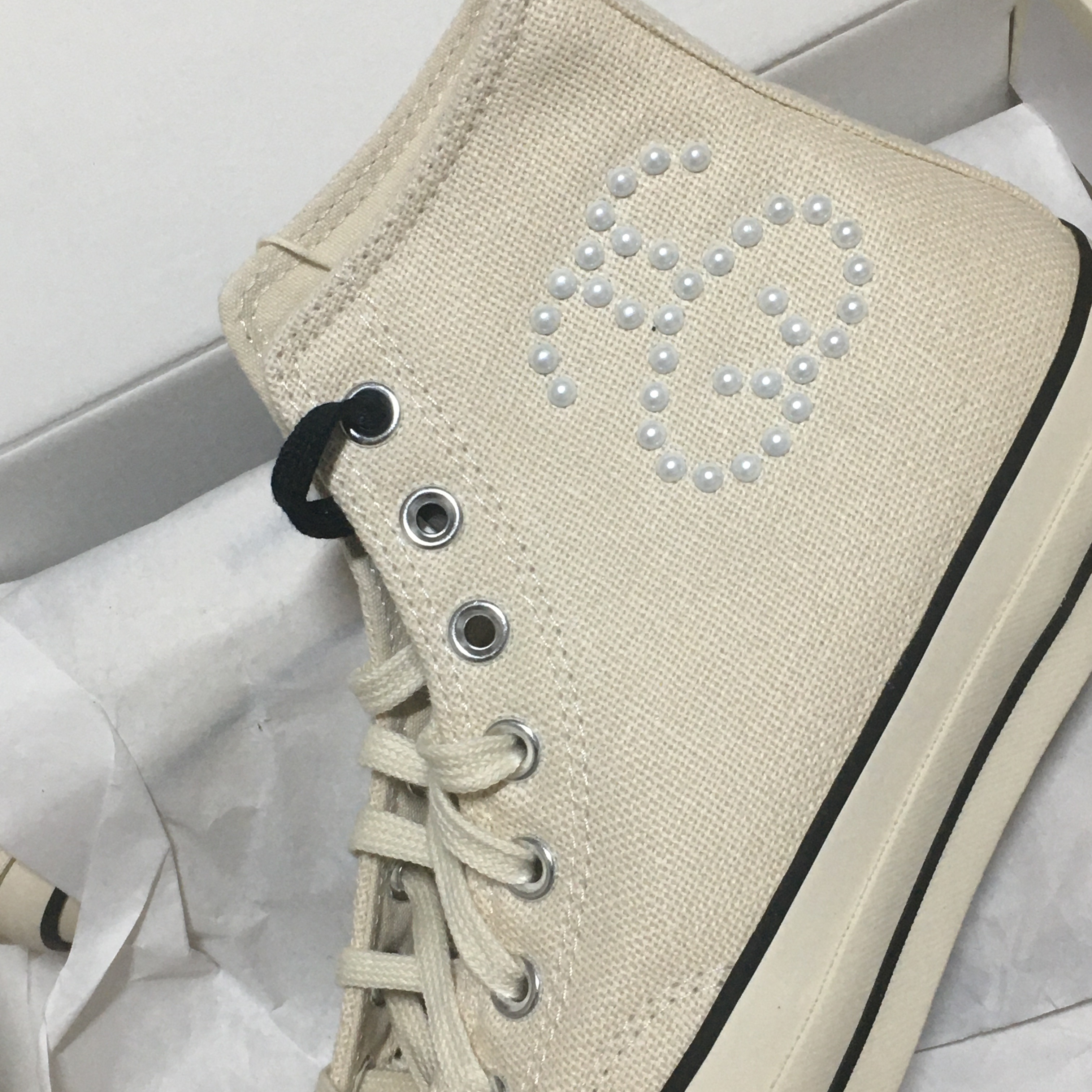 Converse x Stussy Chuck 70 High Natural Ivory 착용 스타일 - 1