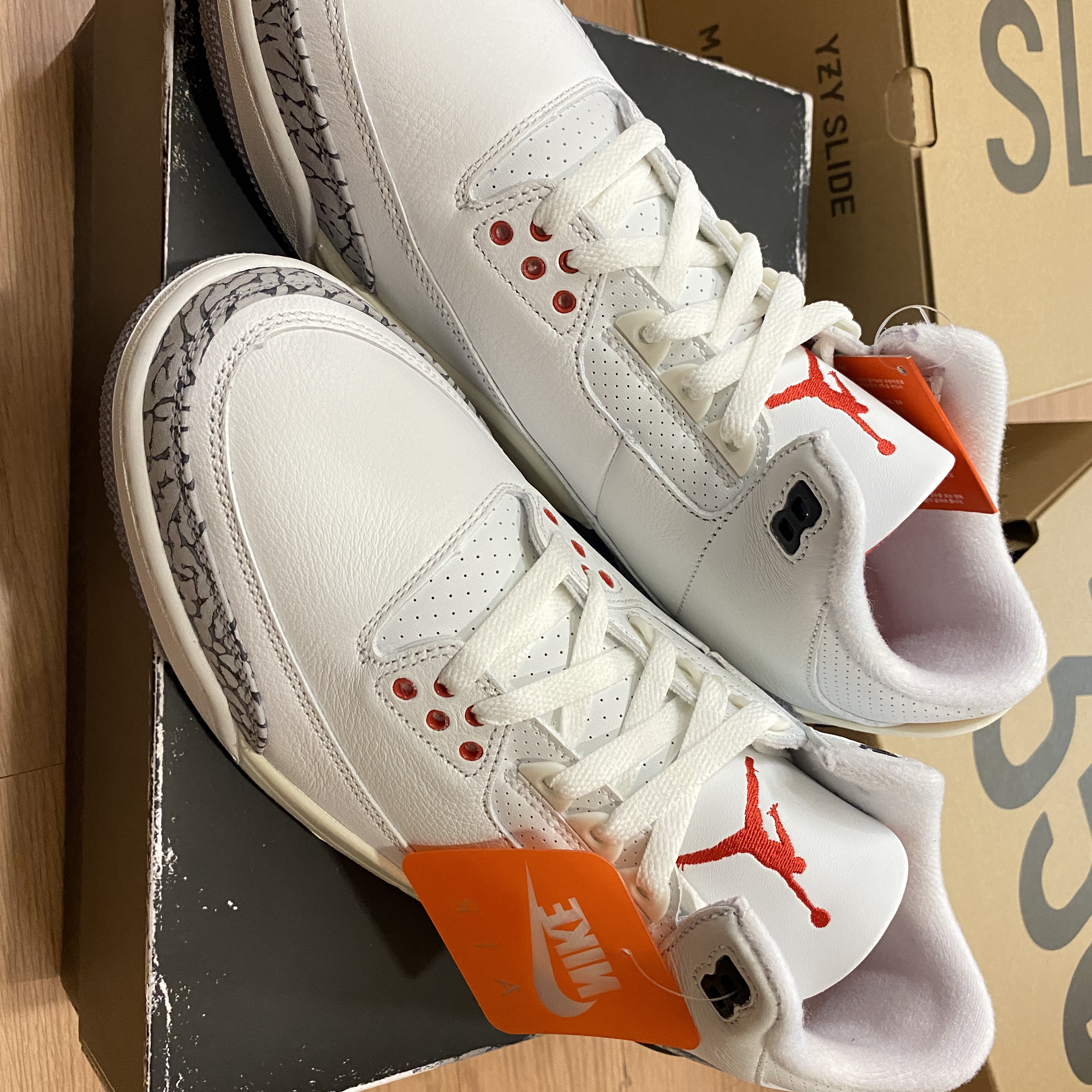 Jordan 3 Retro White Cement Reimagined 착용 스타일