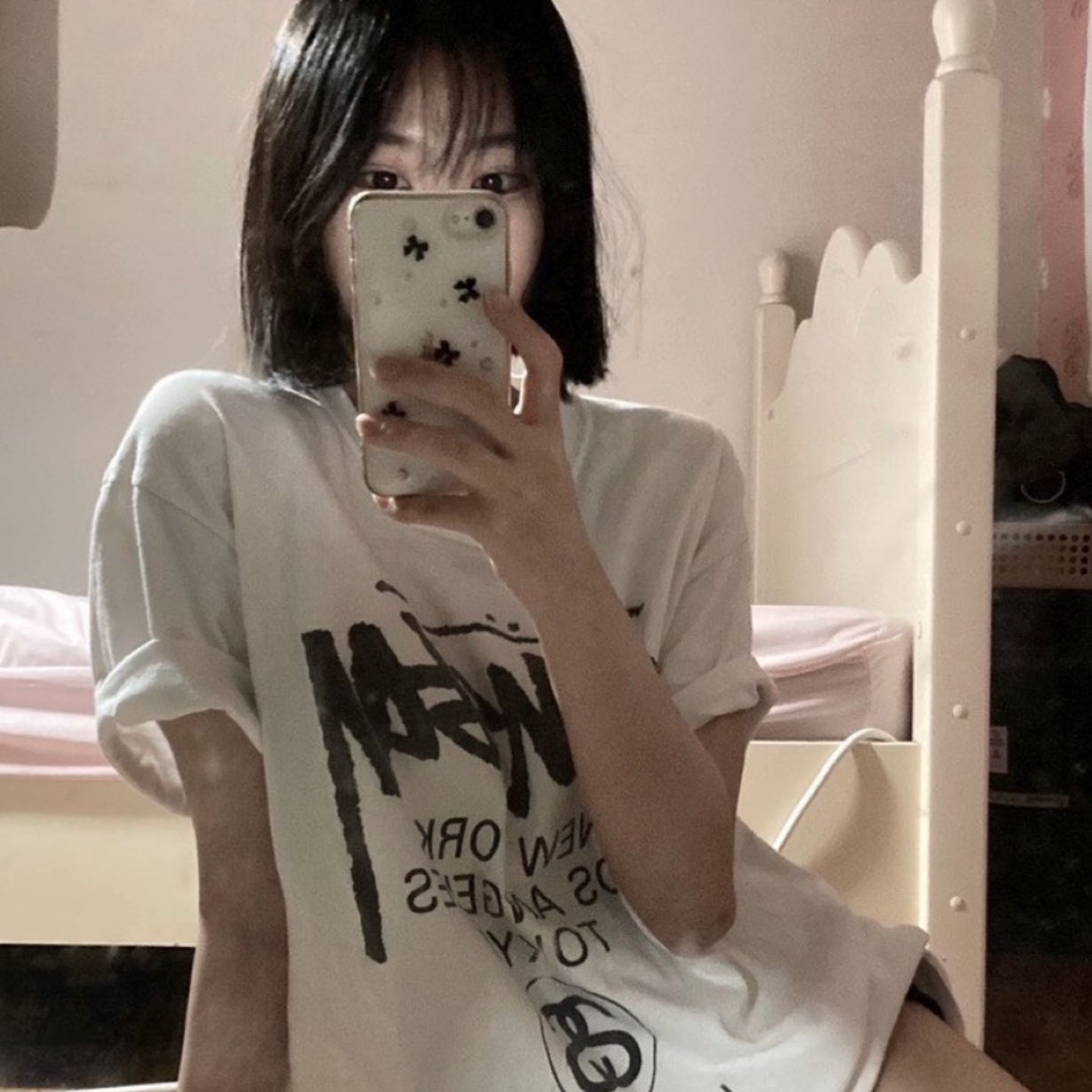 Stussy World Tour T-Shirt White 착용 스타일