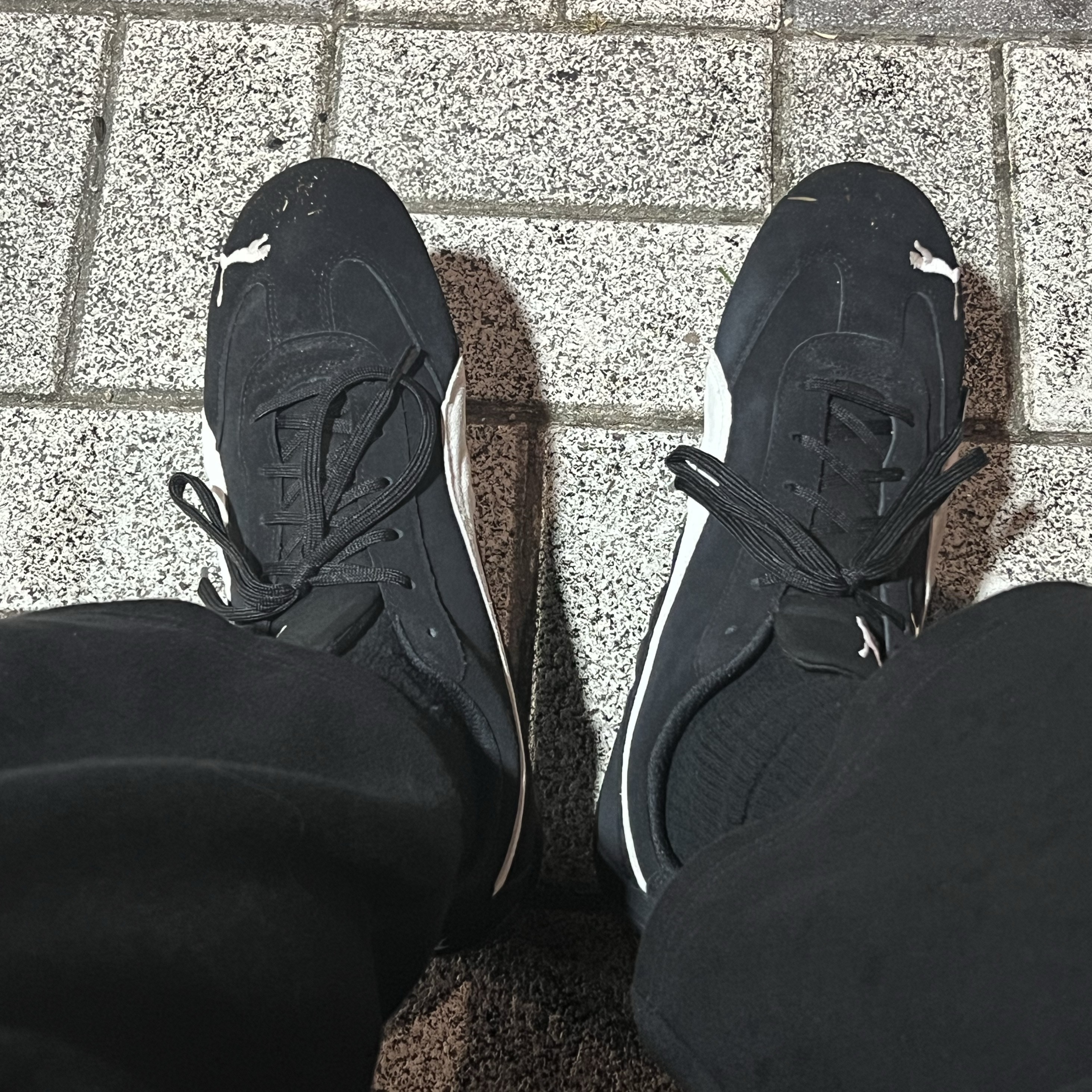 Puma Speedcat LS Black White 착용 스타일 - 3