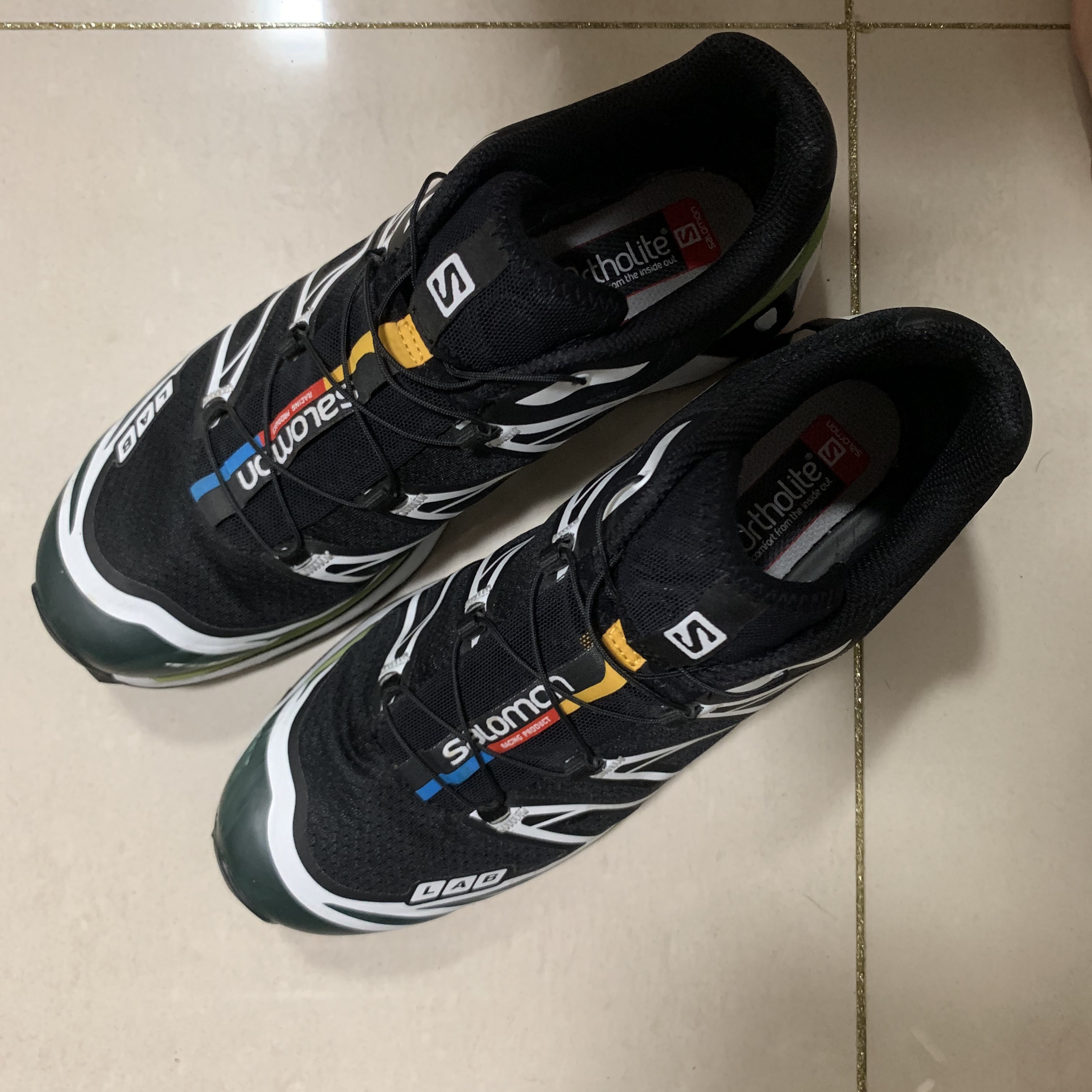 Salomon XT-6 Scarab Black 착용 스타일