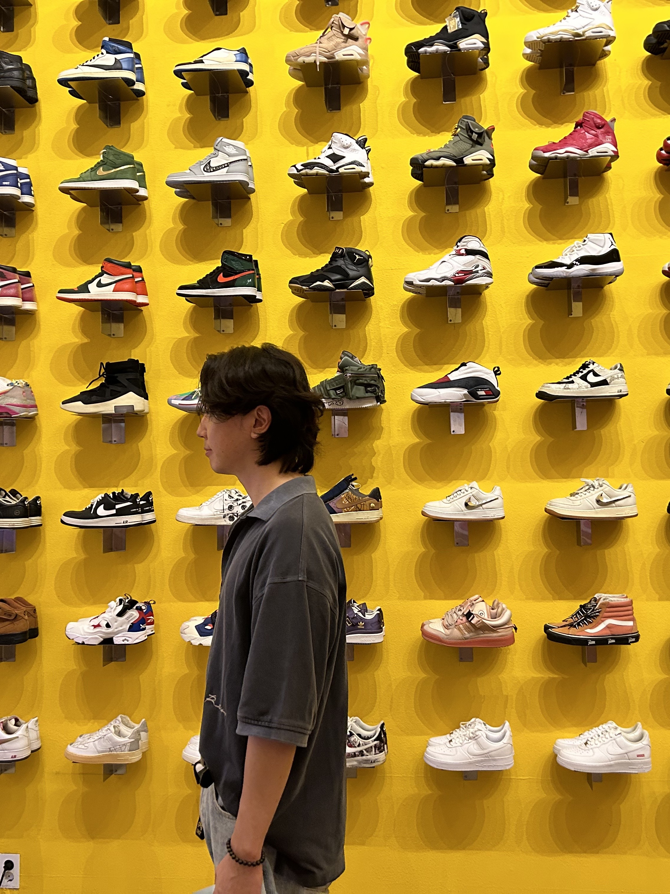 Nike x Off-White Air Presto OG The Ten, New Balance 574 Heritage Orange Burst White 착용 스타일 - 3