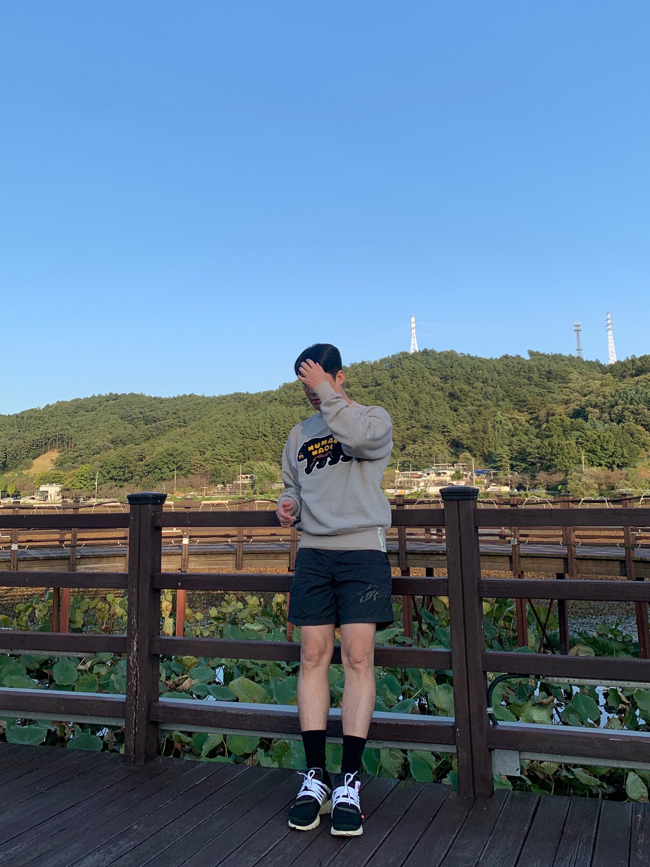 Human Made Tsuriami Sweatshirt #1 Gray, Stussy Big Stock Nylon Shorts Black 착용 스타일 - 4