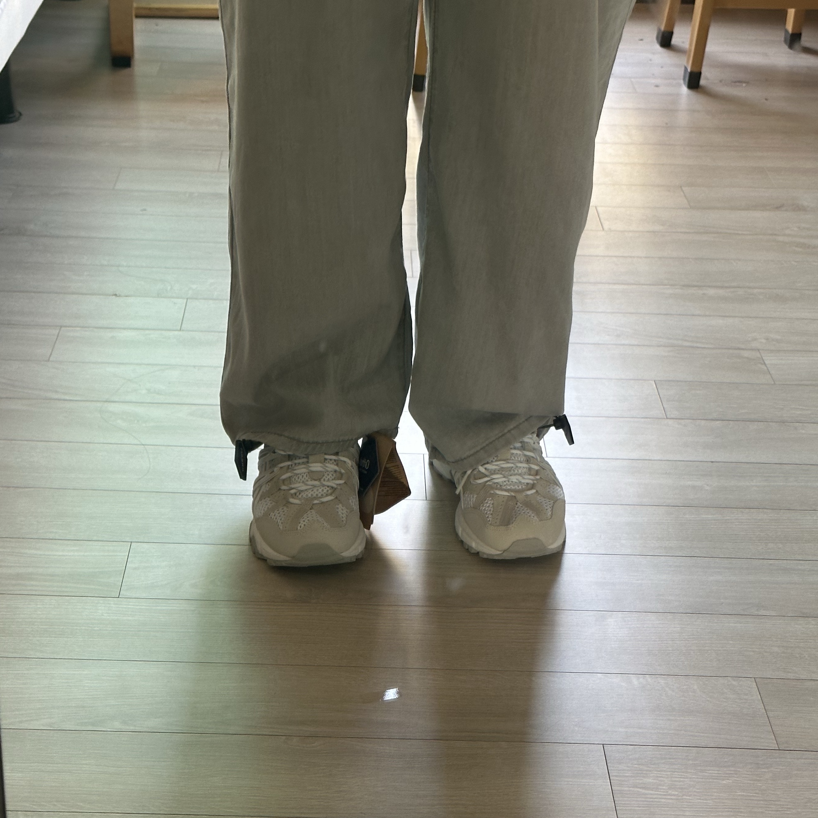 (W) Asics Gel-Sonoma 15-50 White Oatmeal 착용 스타일 - 2