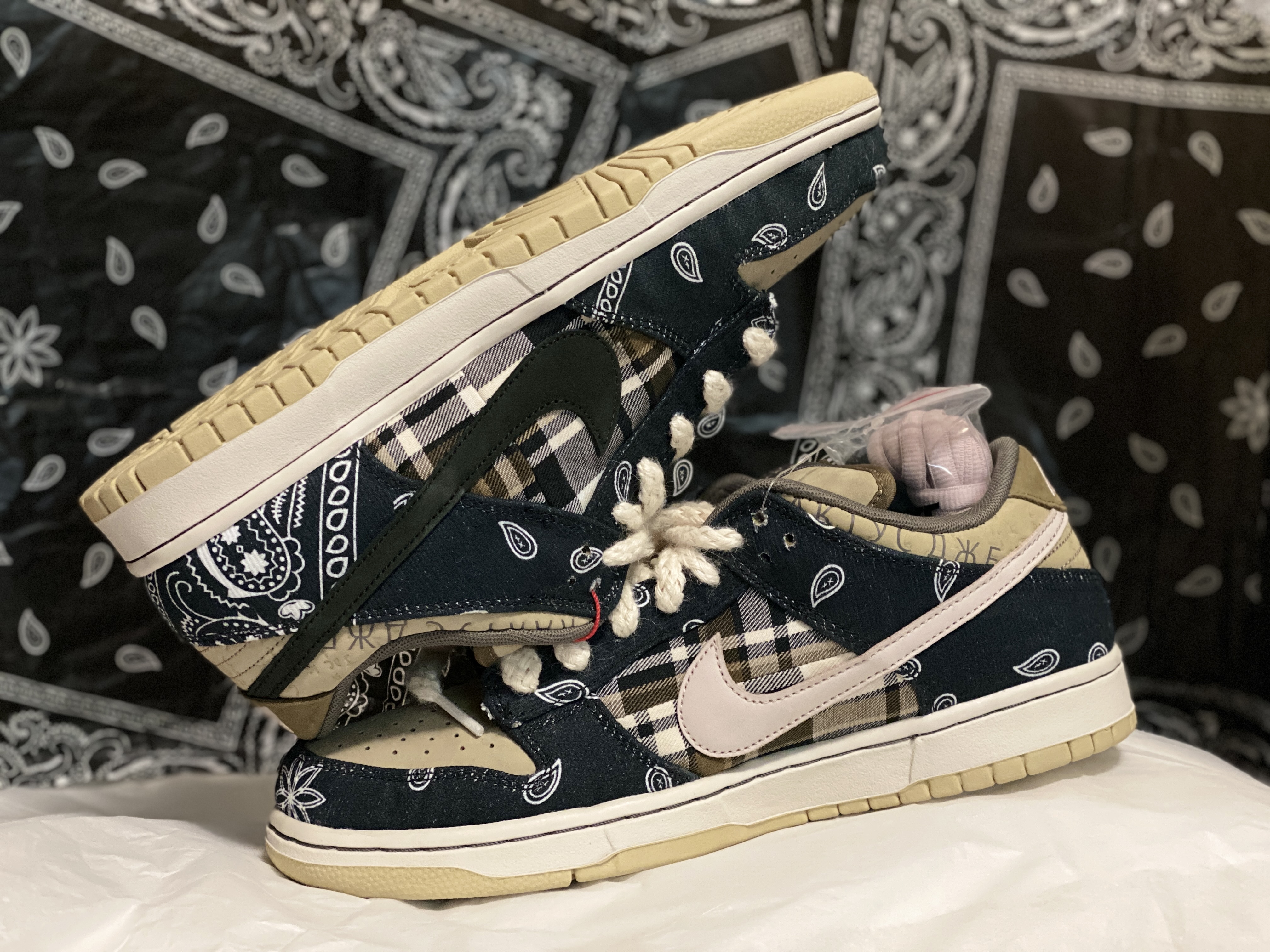 Nike x Travis Scott SB Dunk Low 착용 스타일