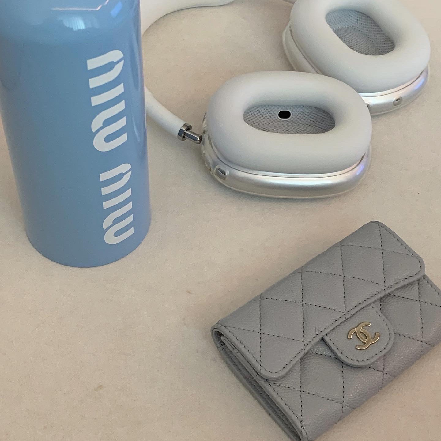 Apple AirPods Max Lightning Silver (Korean Ver.) 착용 스타일