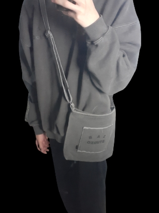IAB Studio Pigment Sweatshirt & Mini Bag Black, IAB Studio Pigment Sweatshirt Black 착용 스타일 - 1
