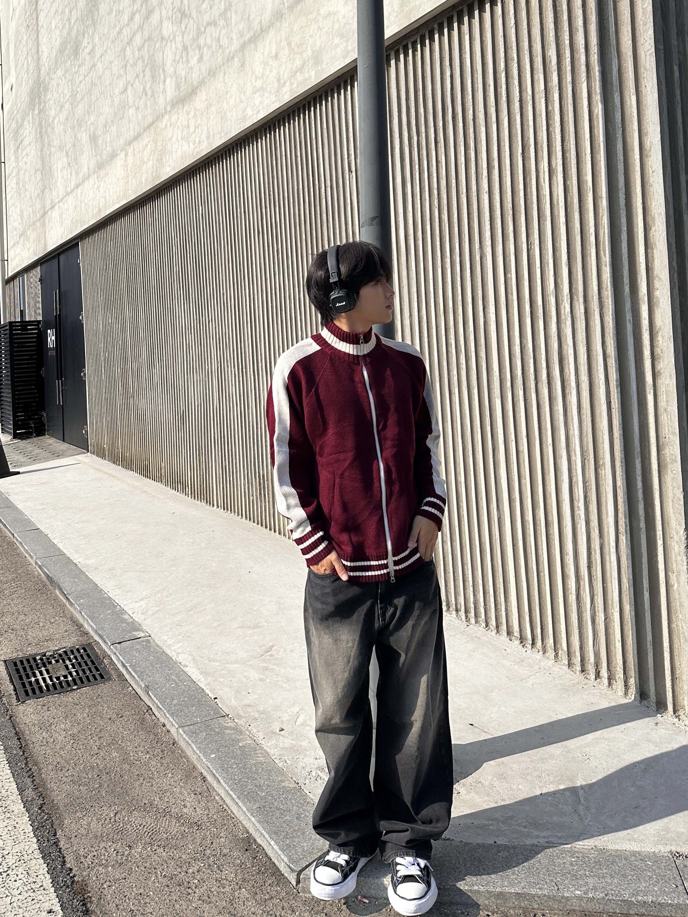 Maison Mihara Yasuhiro Peterson OG Sole Canvas Low Sneakers Black, Marshall Major IV Black (Korean Ver.) 착용 스타일 - 1
