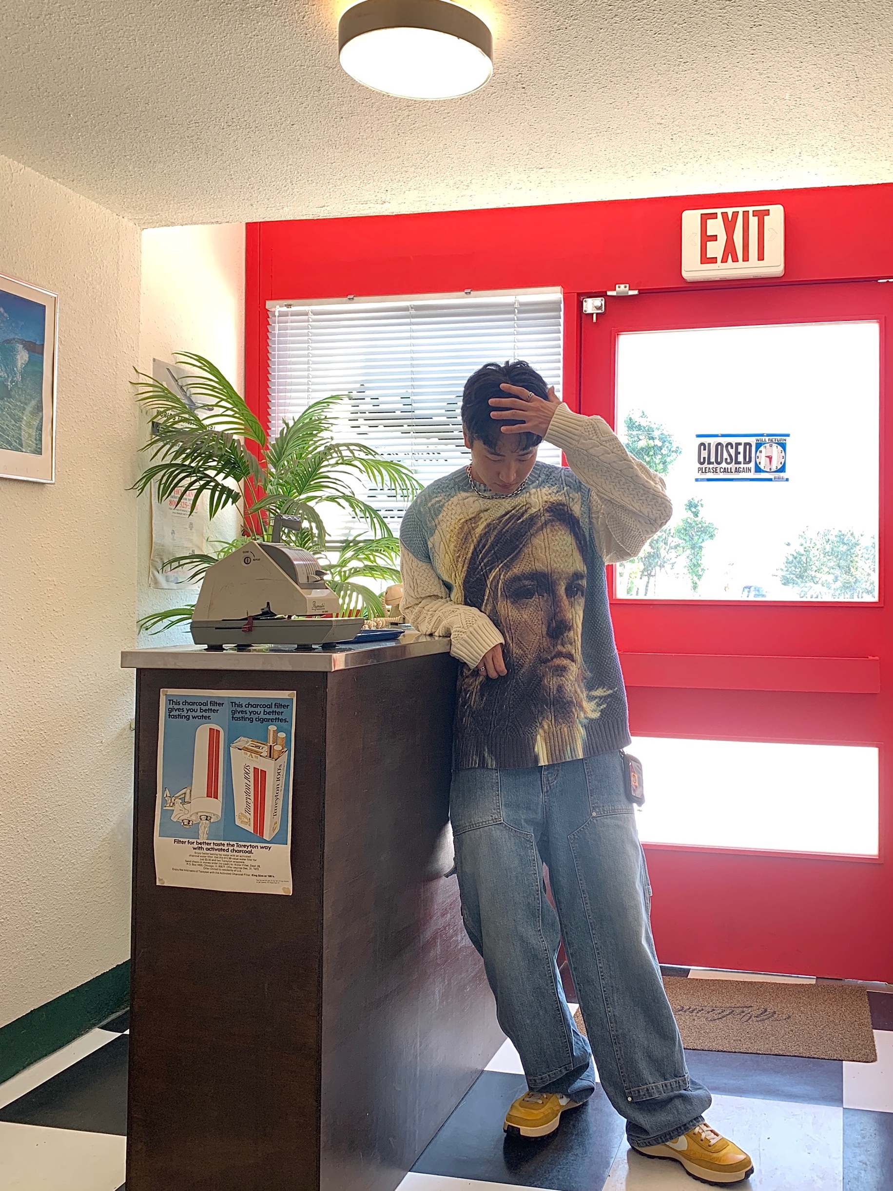 Supreme Kurt Cobain Sweater White - 23SS, Nike x Tom Sachs General Purpose Shoe Archive 착용 스타일 - 2