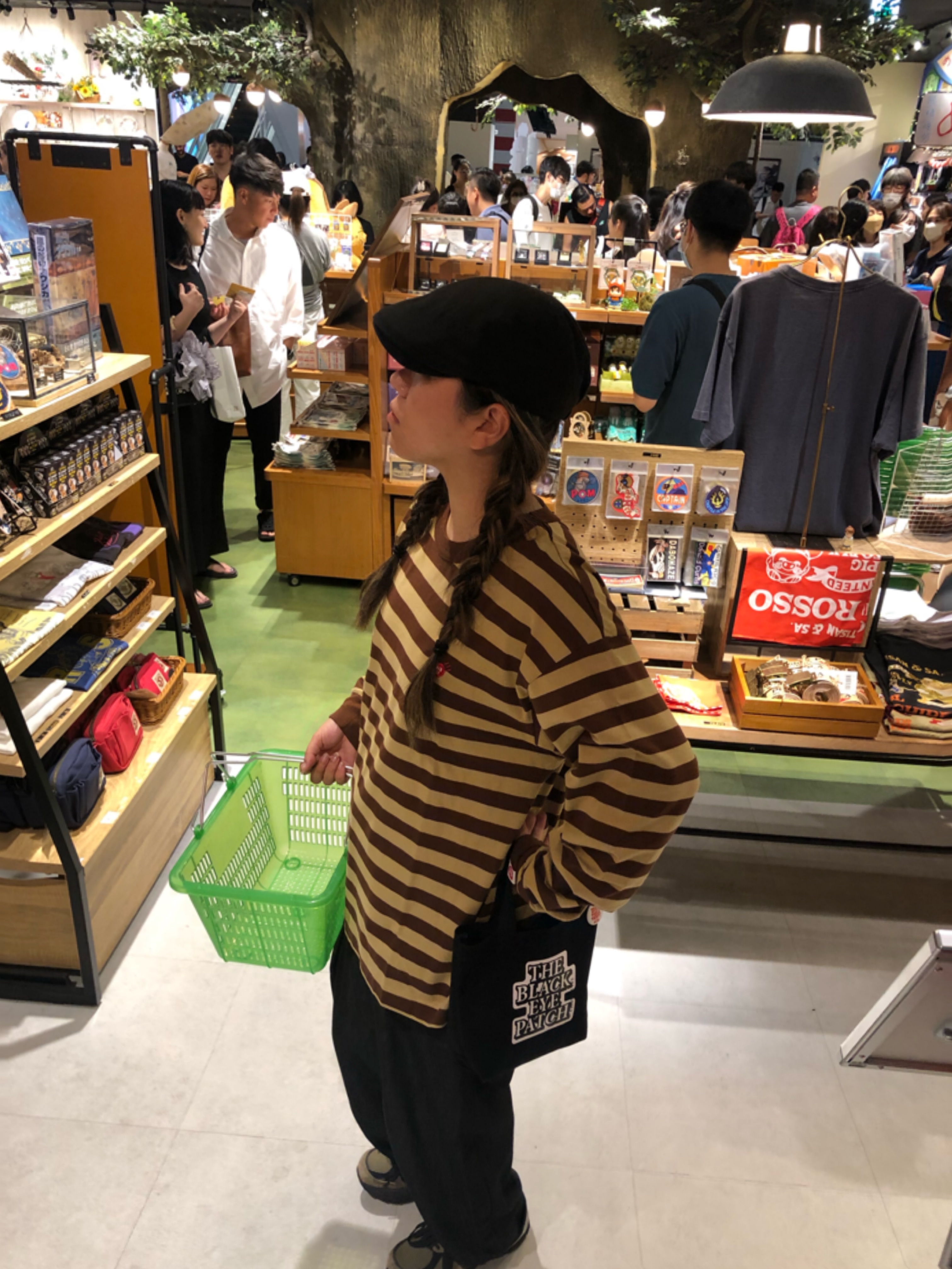 Human Made Striped L/S T-Shirt Brown, New Balance x JJJJound 990v3 Brown Black 착용 스타일 - 1