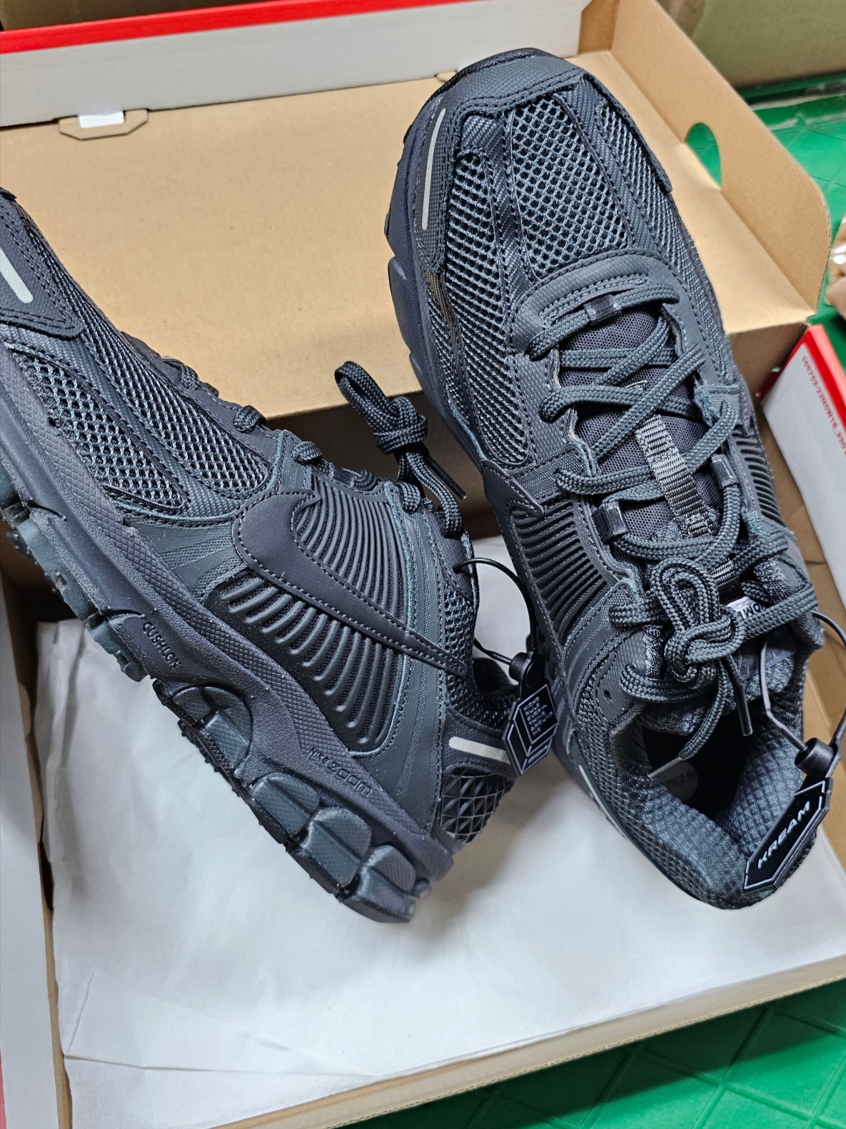 Nike Zoom Vomero 5 SP Anthracite 2023 착용 스타일