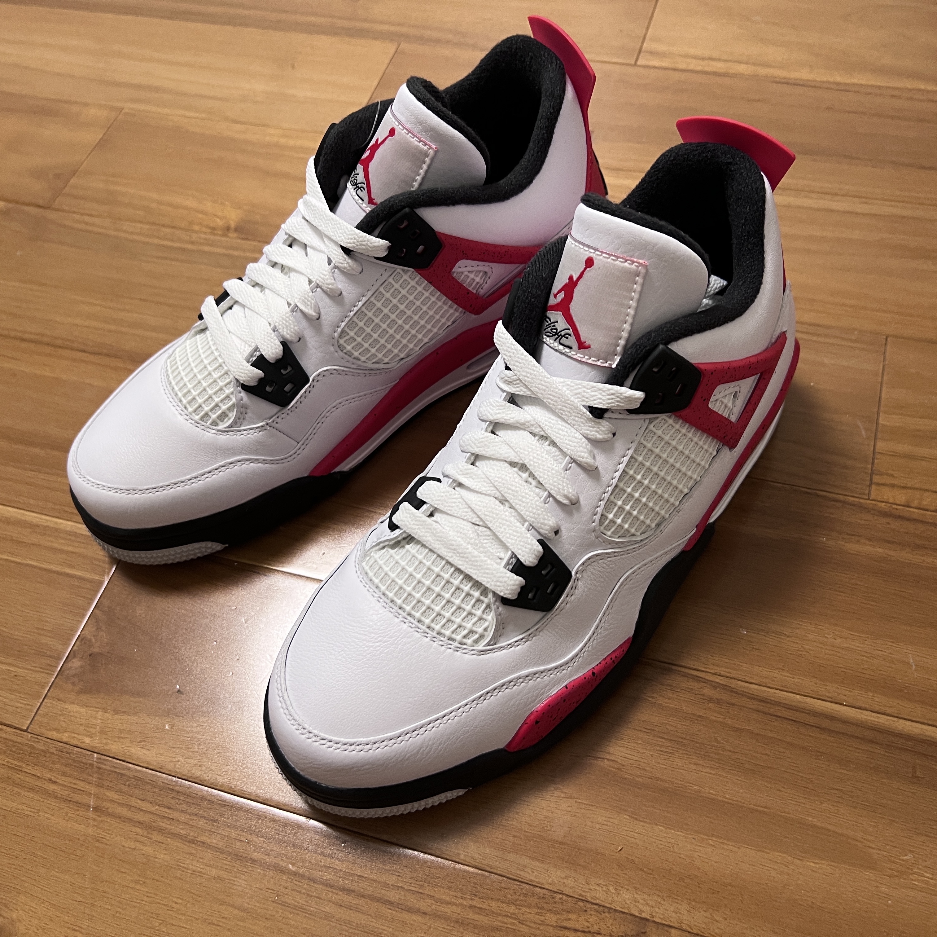 (GS) Jordan 4 Retro Red Cement 착용 스타일