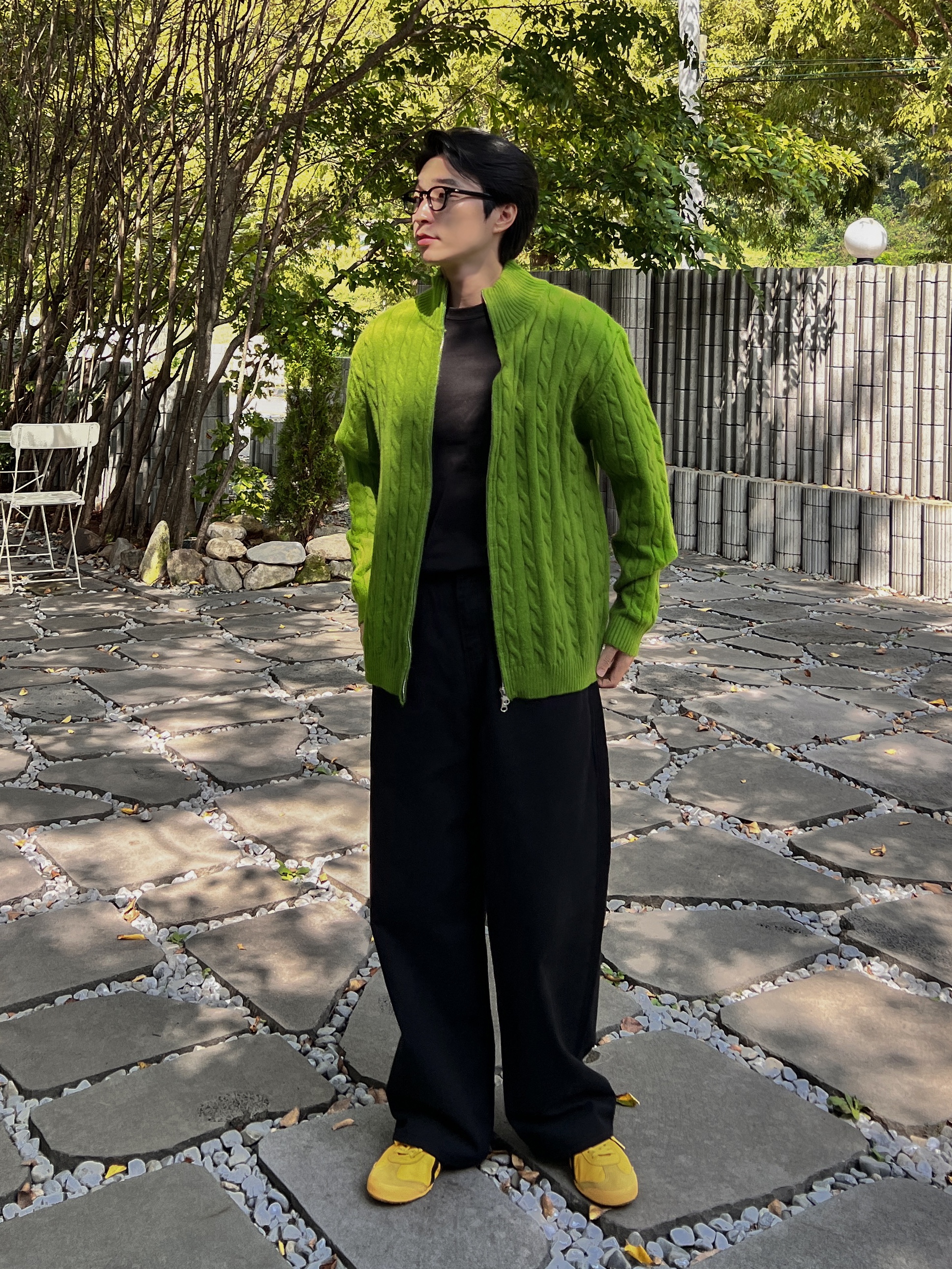 Onitsuka Tiger Mexico 66 Yellow Black 착용 스타일 - 3