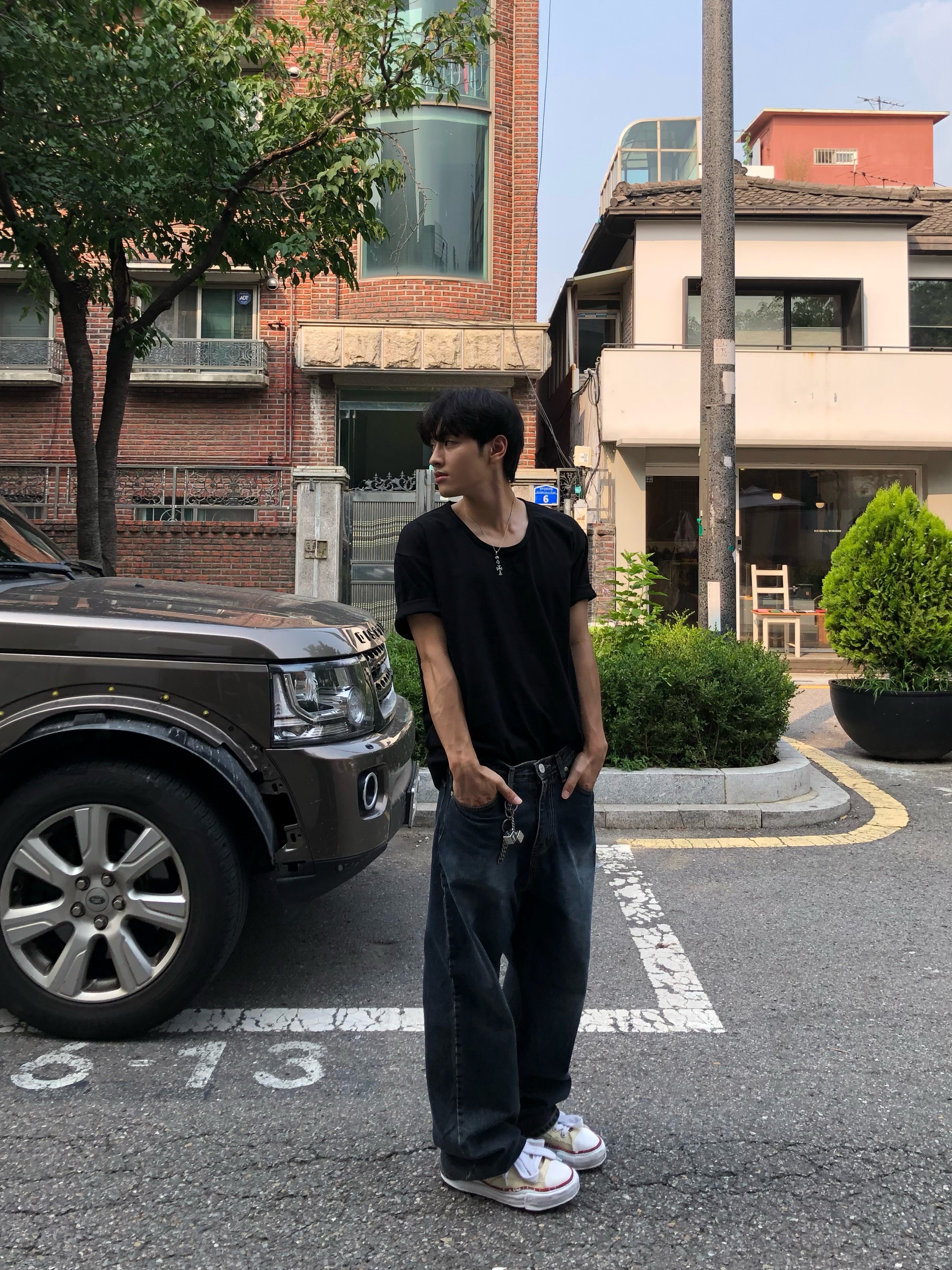 Maison Mihara Yasuhiro Peterson OG Sole Canvas Low-top Sneakers Natural, Stussy Metal Dice Keychain Silver 착용 스타일 - 1