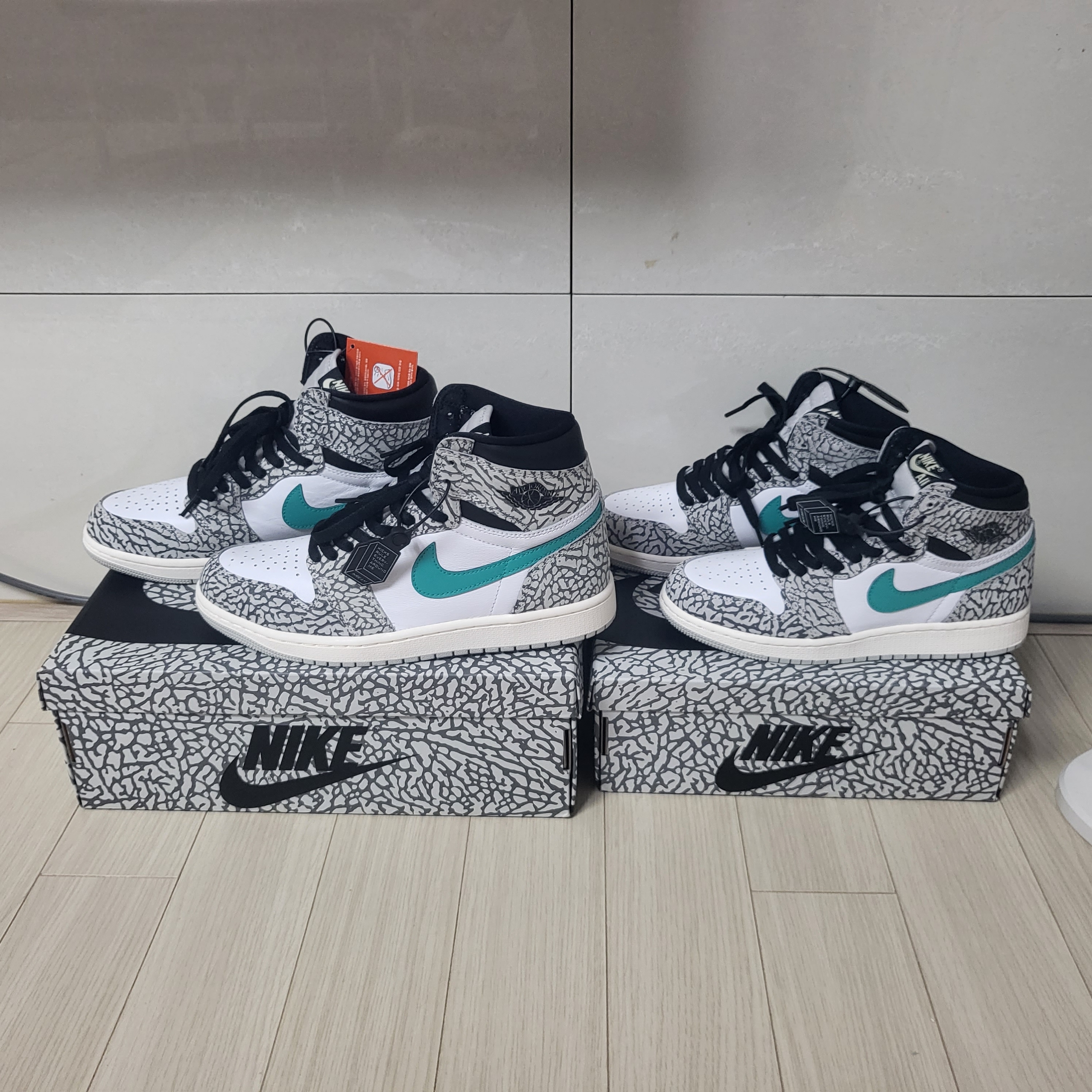 (GS) Jordan 1 Retro High White Cement, Jordan 1 Retro High OG White Cement 착용 스타일 - 2