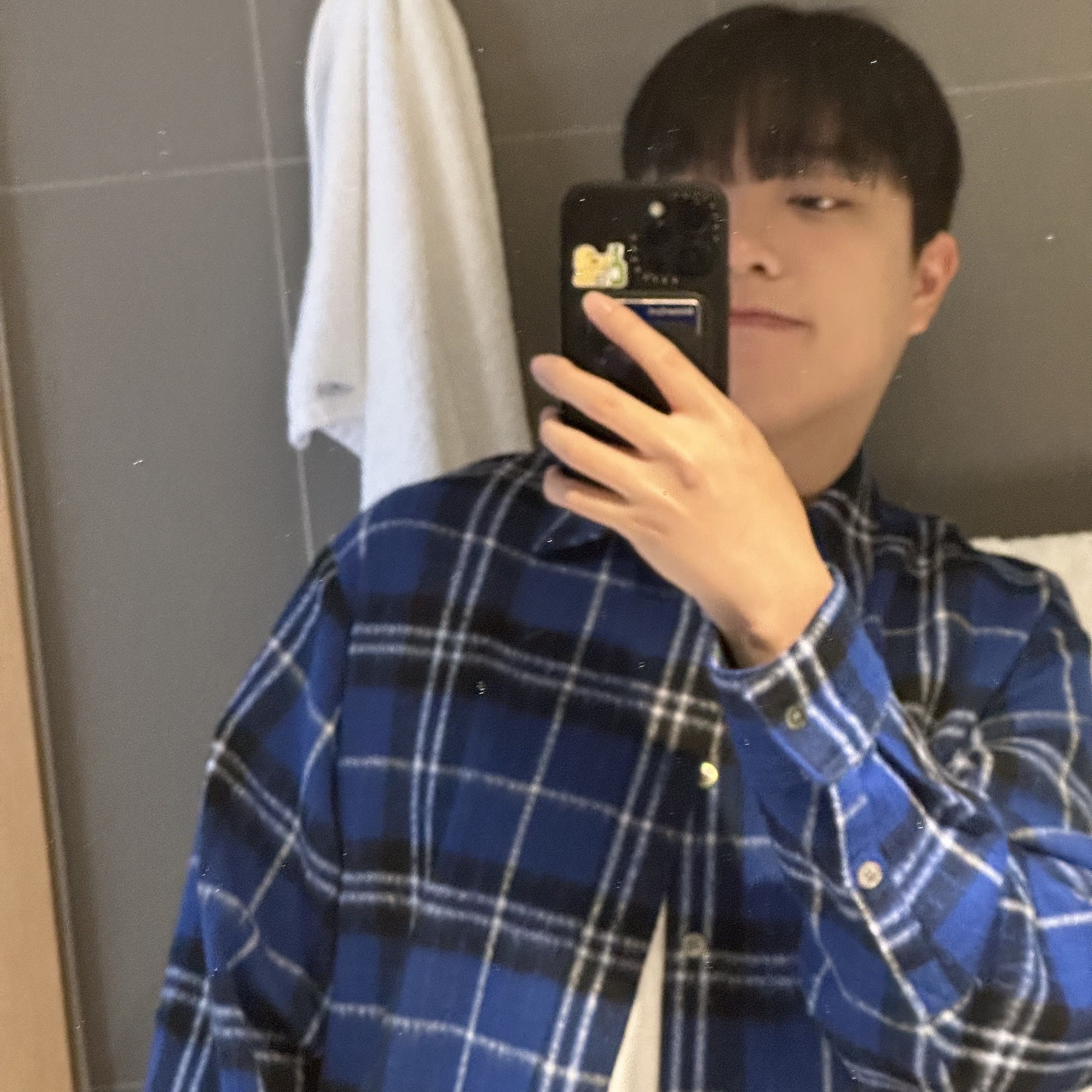 Ader Error Roa Shirt Z-Blue 착용 스타일 - 3